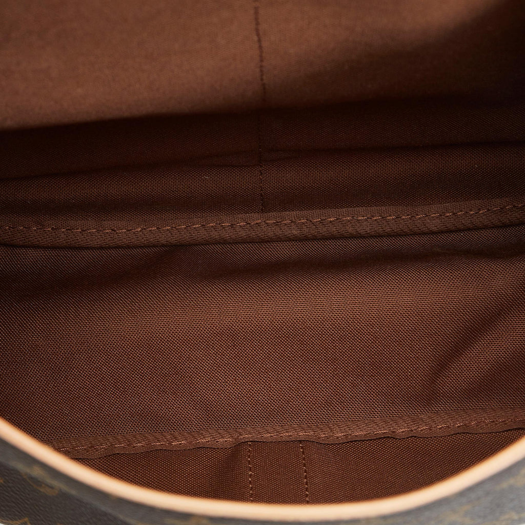 Louis Vuitton Monogram Saumur 35 (SHG-BRw7Nm)