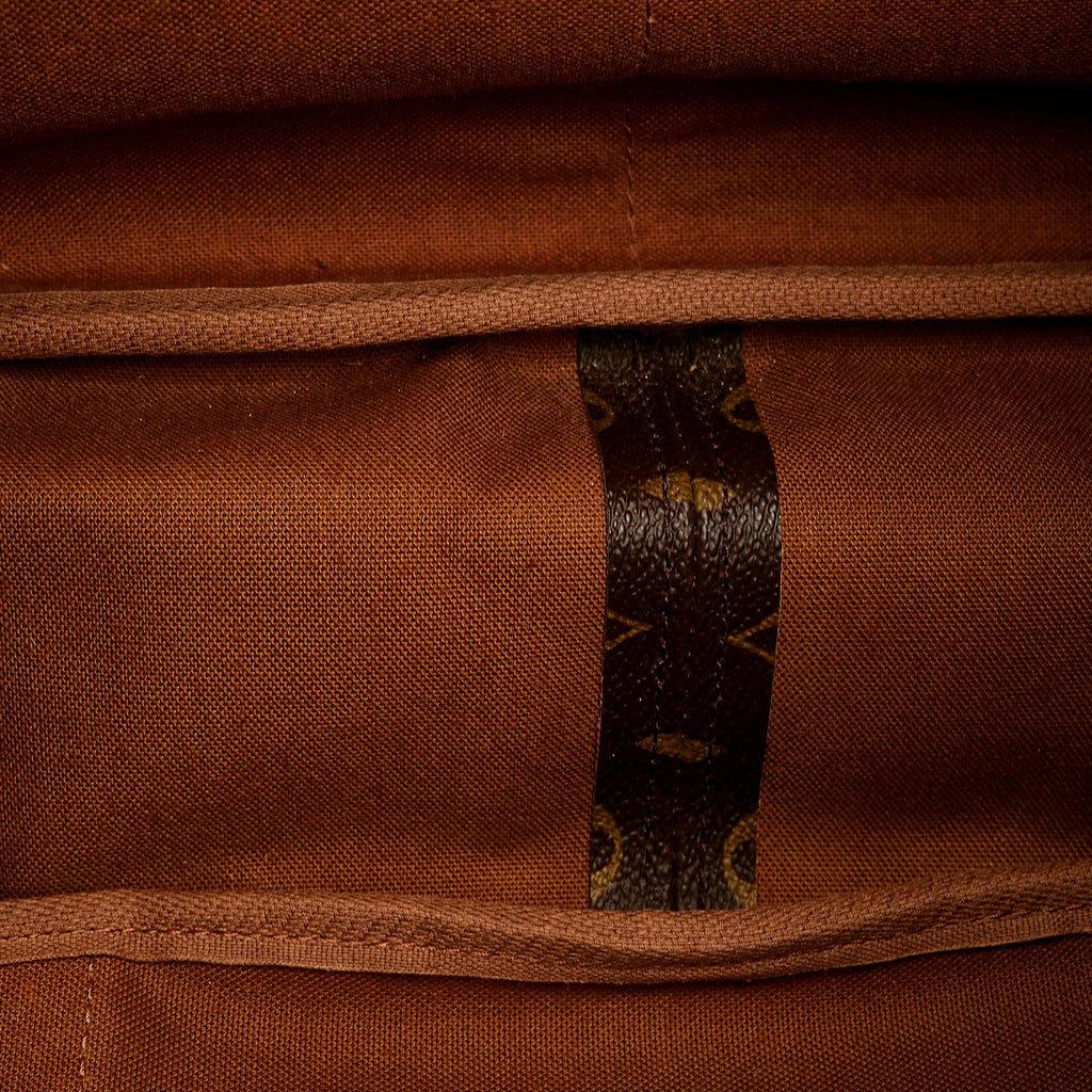 Louis Vuitton Monogram Saumur 43 (SHG-34408)