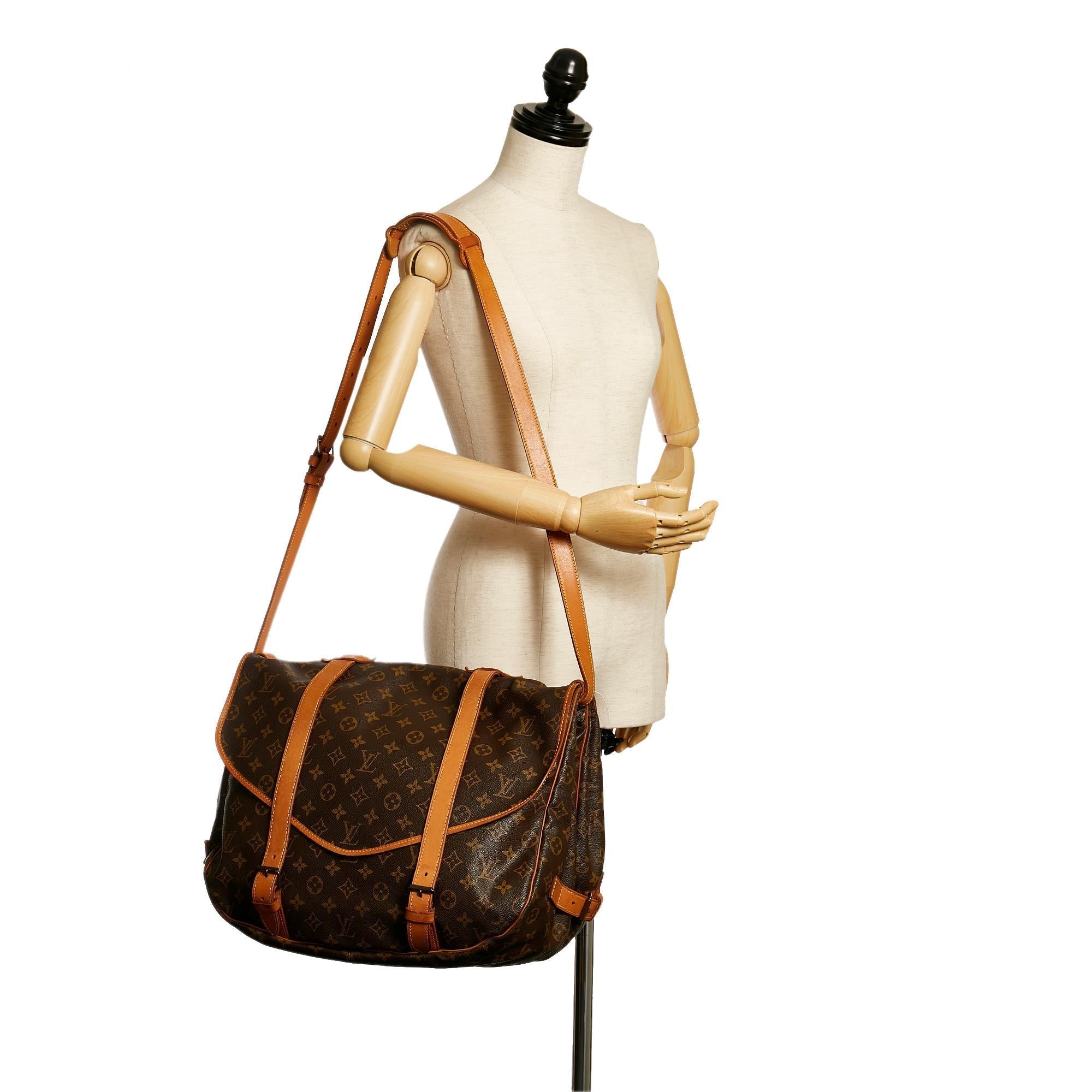Louis Vuitton Monogram Saumur 43 (SHG-34408)