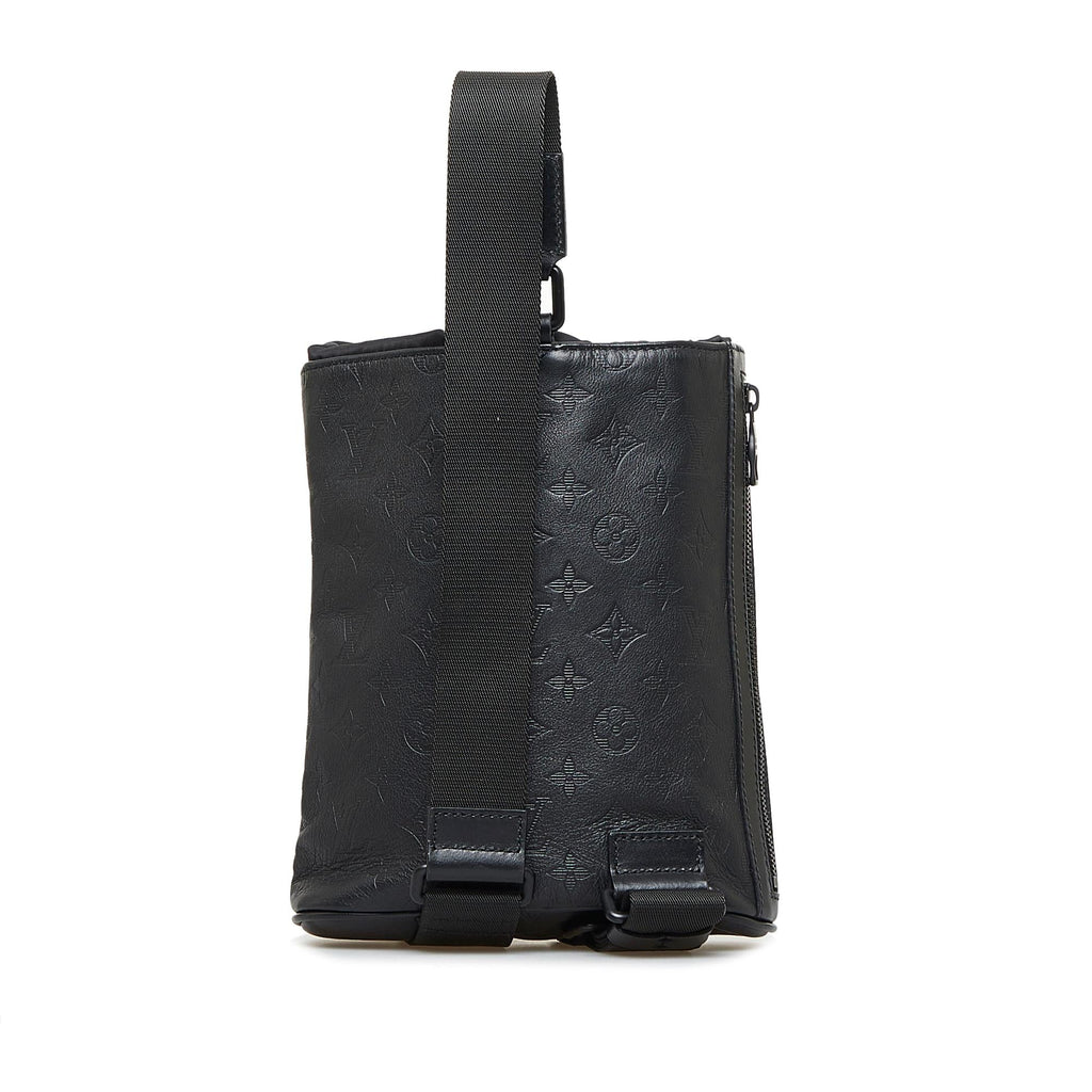 Louis Vuitton Monogram Shadow Chalk (SHG-ryyDnk)