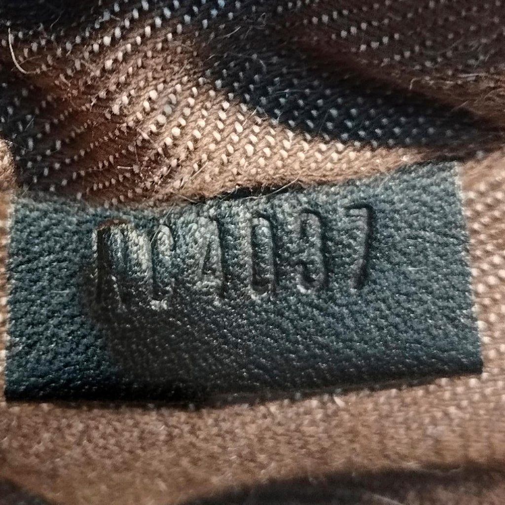 Louis Vuitton Monogram Shearling Thunder (SHG-37132)