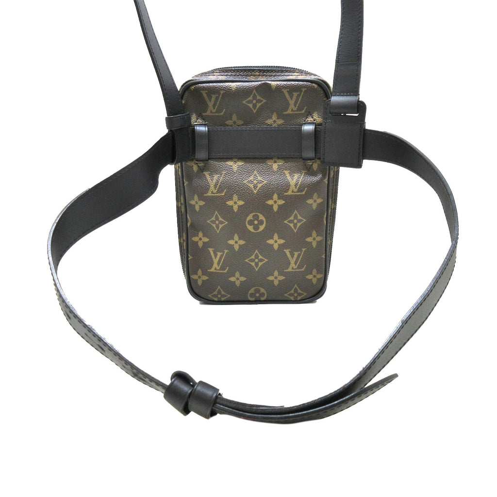 Louis Vuitton Monogram Solar Ray Utility Side Bag (SHG-eFJHbc)
