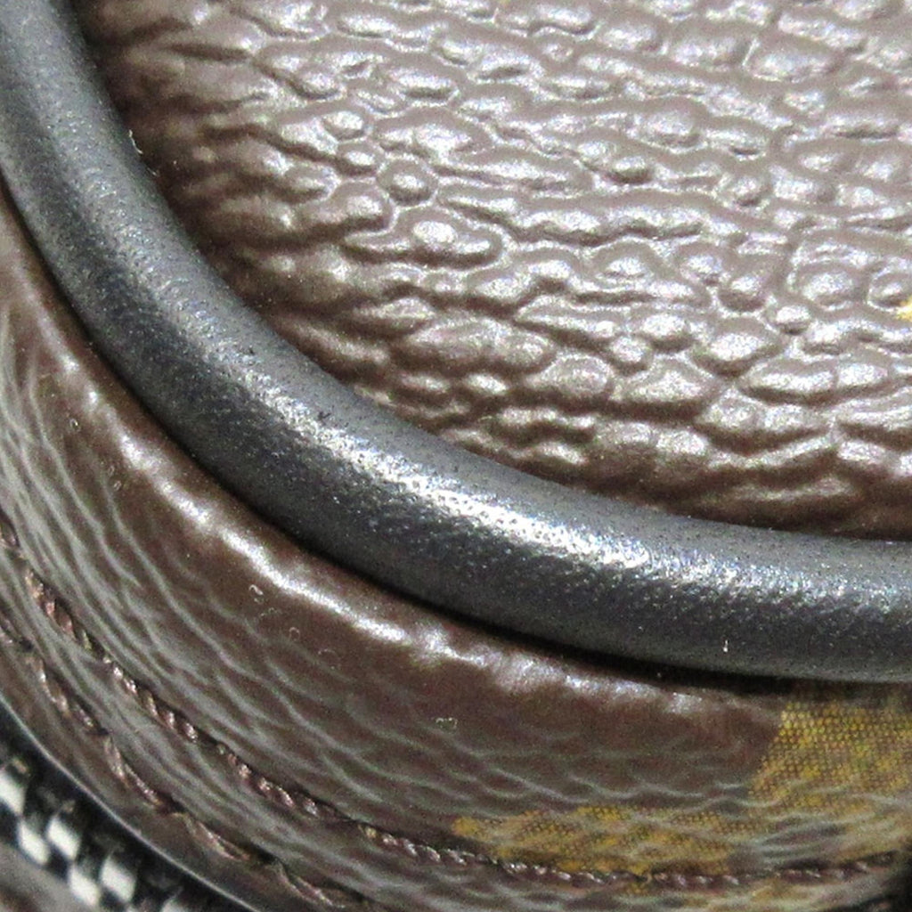 Louis Vuitton Monogram Solar Ray Utility Side Bag (SHG-eFJHbc)