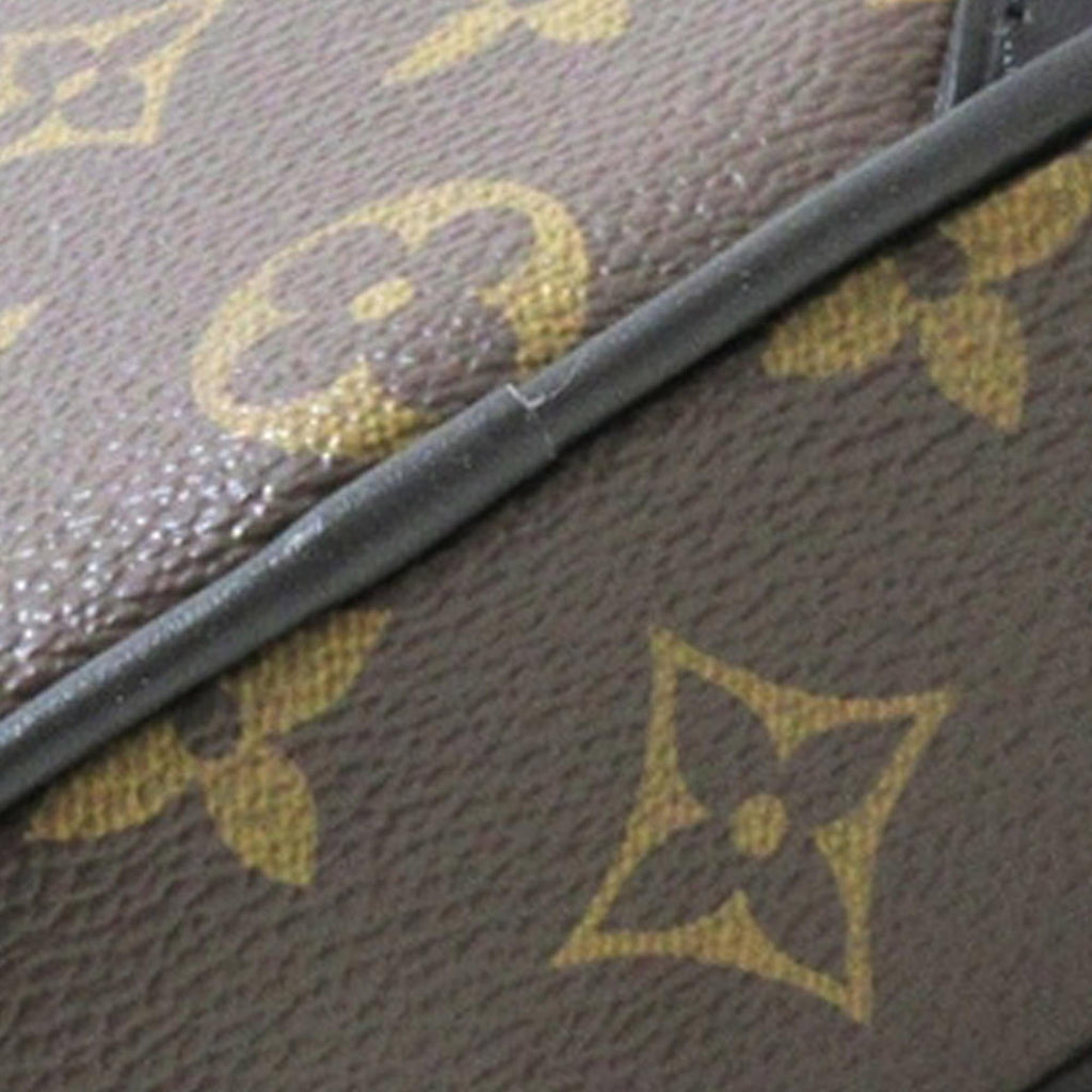 Louis Vuitton Monogram Solar Ray Utility Side Bag (SHG-eFJHbc)