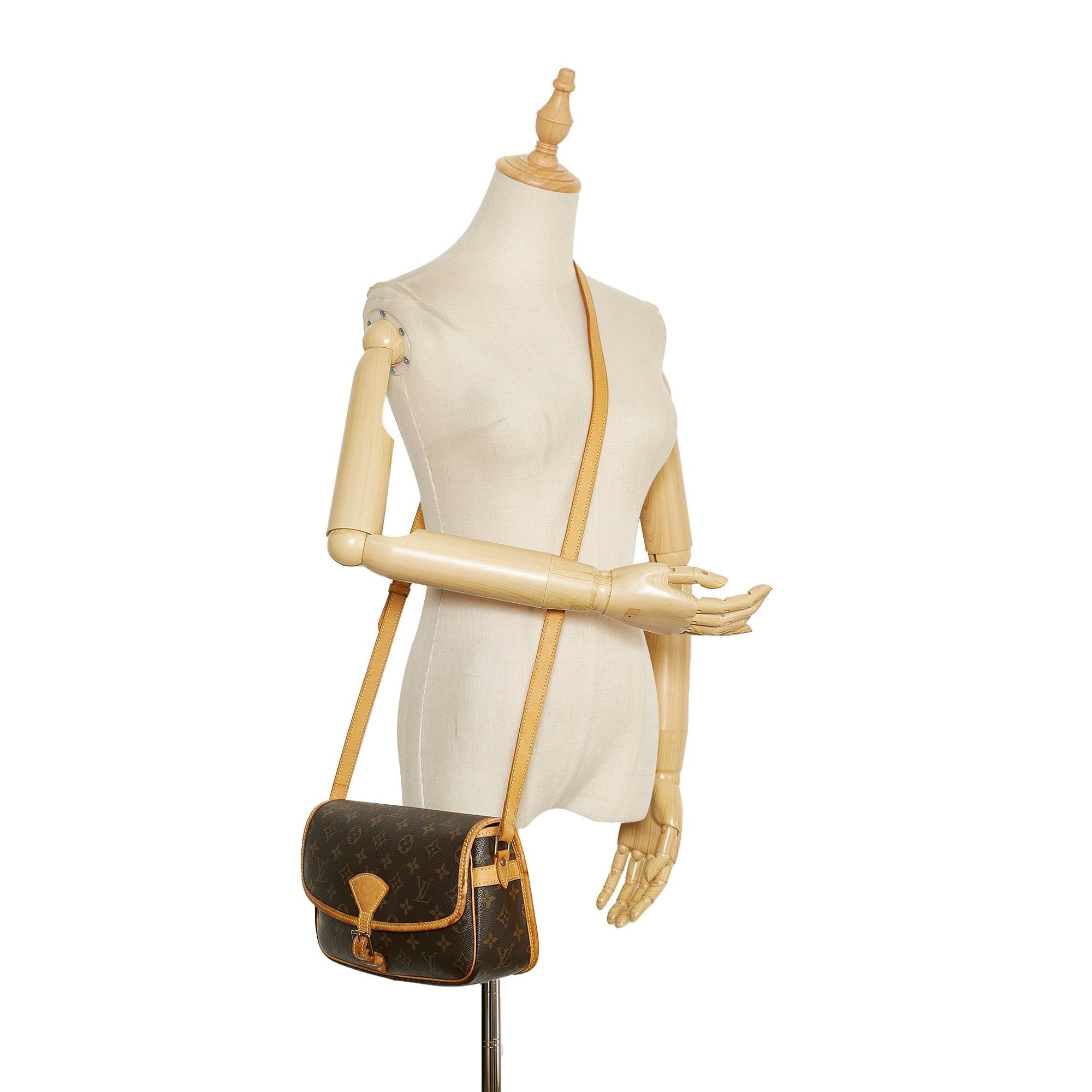 Louis Vuitton Monogram Sologne (SHG-jTe015)