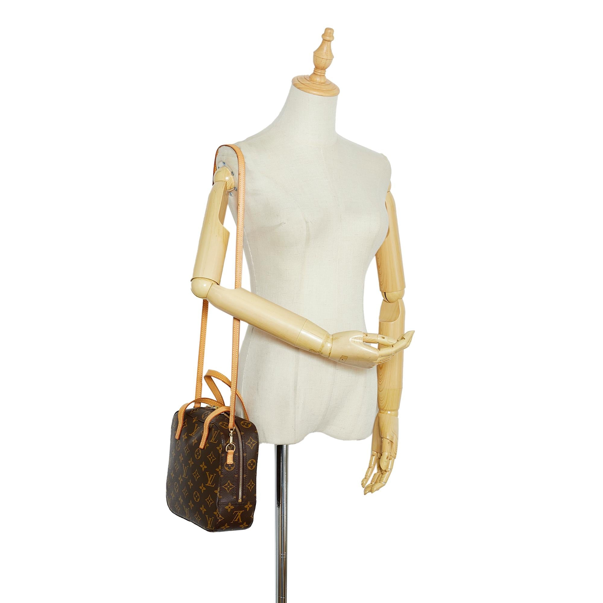 Louis Vuitton Monogram Spontini (SHG-hYkORy)