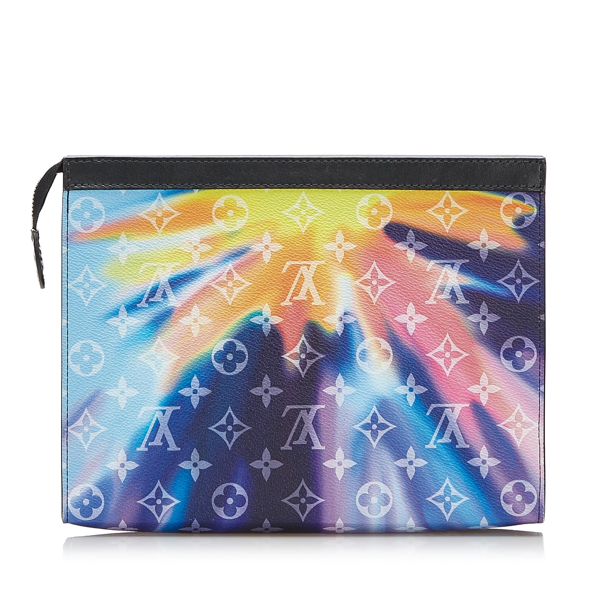 Louis Vuitton Monogram Sunset Pochette Voyage MM (SHG-pYGgdC)