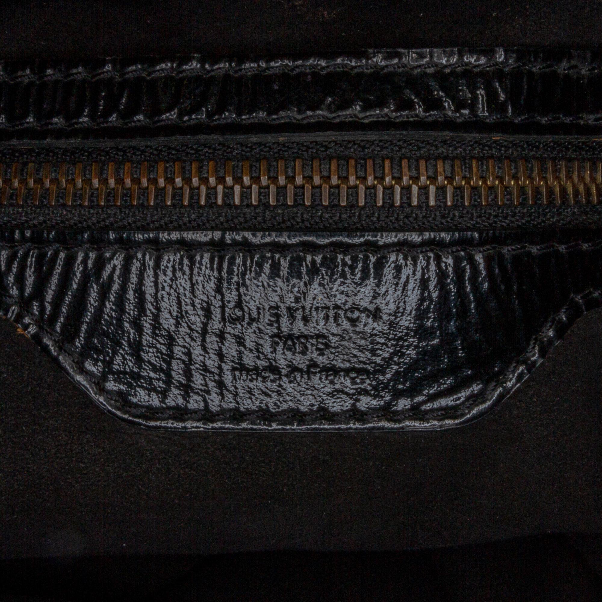 Louis Vuitton Monogram Surya Mahina XL (SHG-gy6foV)