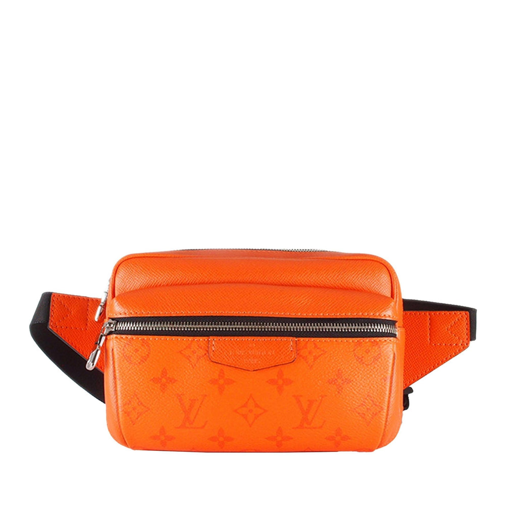 Louis Vuitton Monogram Taigarama Outdoor Bumbag (SHG-ZLN93a)