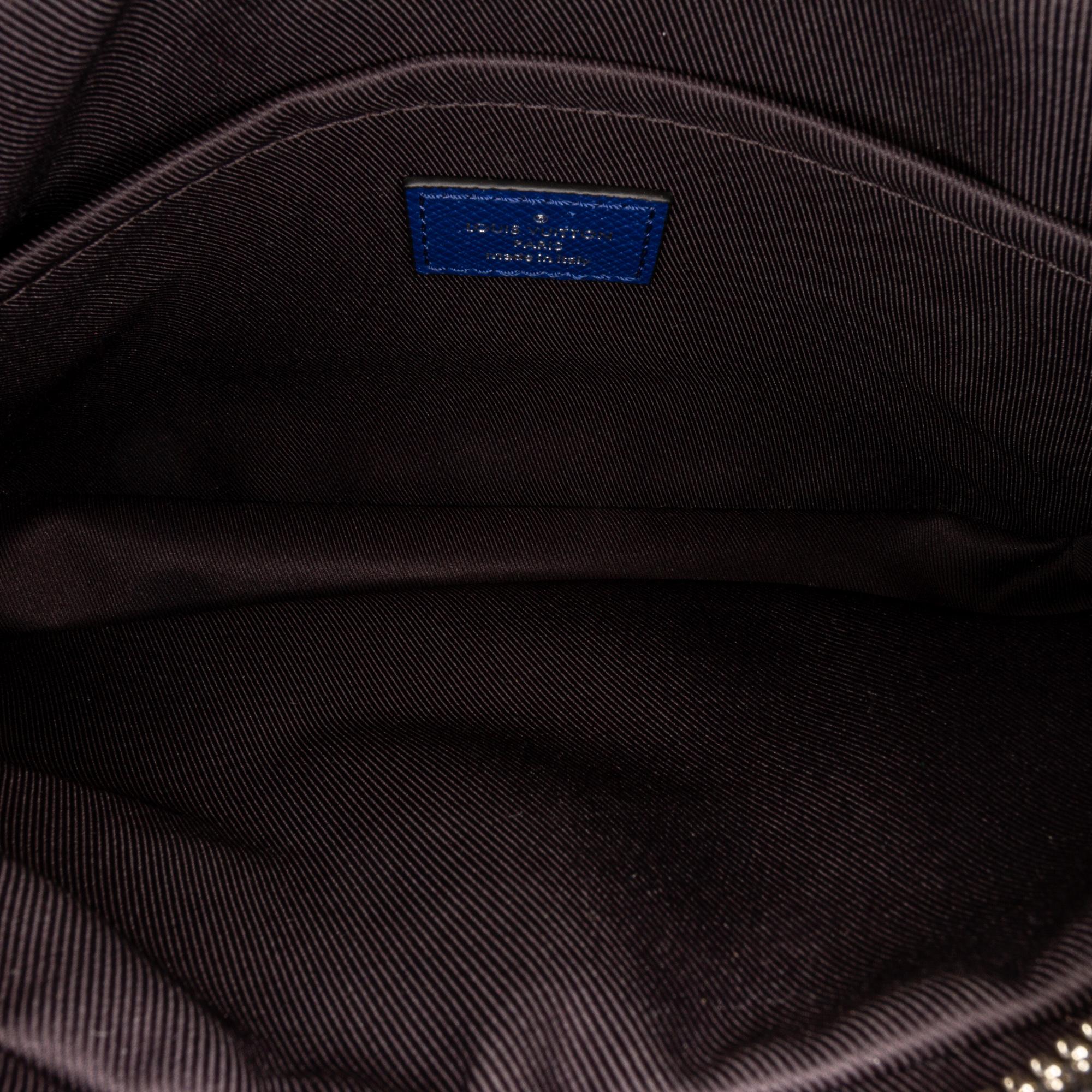 Louis Vuitton Monogram Taigarama Outdoor Messenger (SHG-3KVgCo)