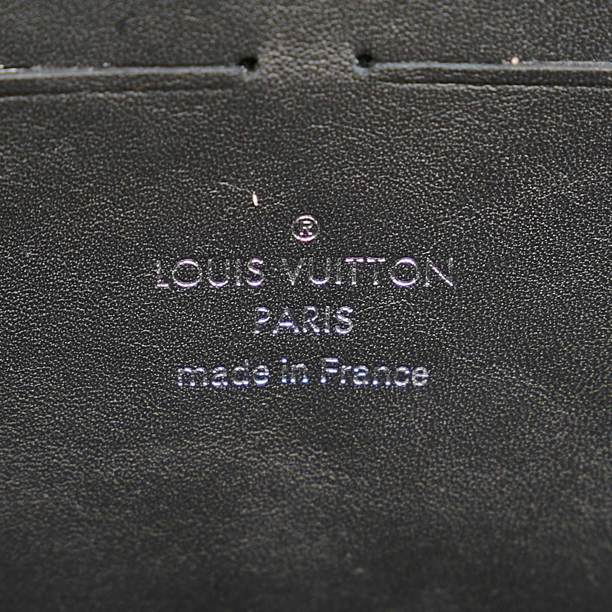 Louis Vuitton Monogram Taurillon Soft Trunk Wallet (SHG-H4CnUJ)