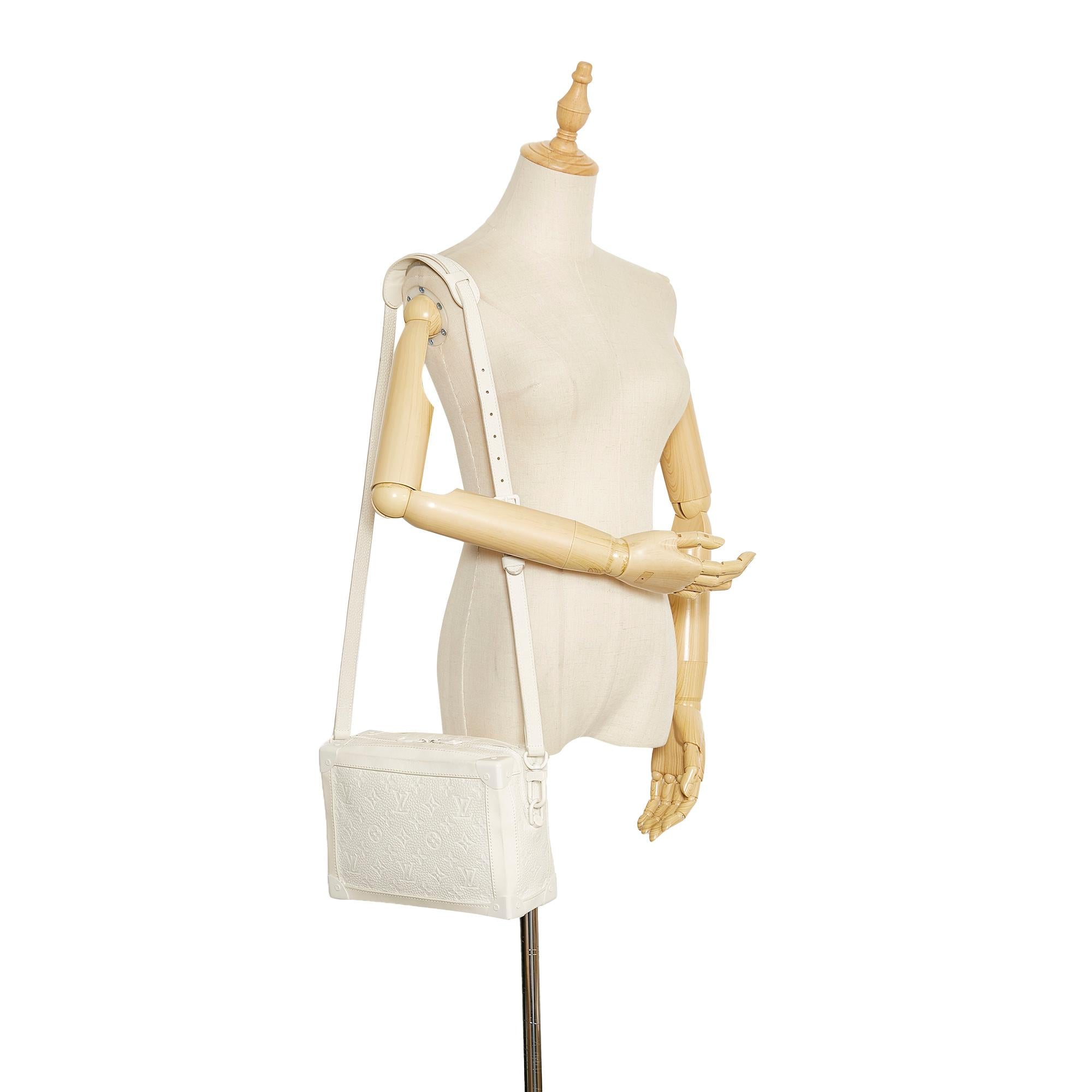 Louis Vuitton Monogram Taurillon Soft Trunk (SHG-kfWP0E)