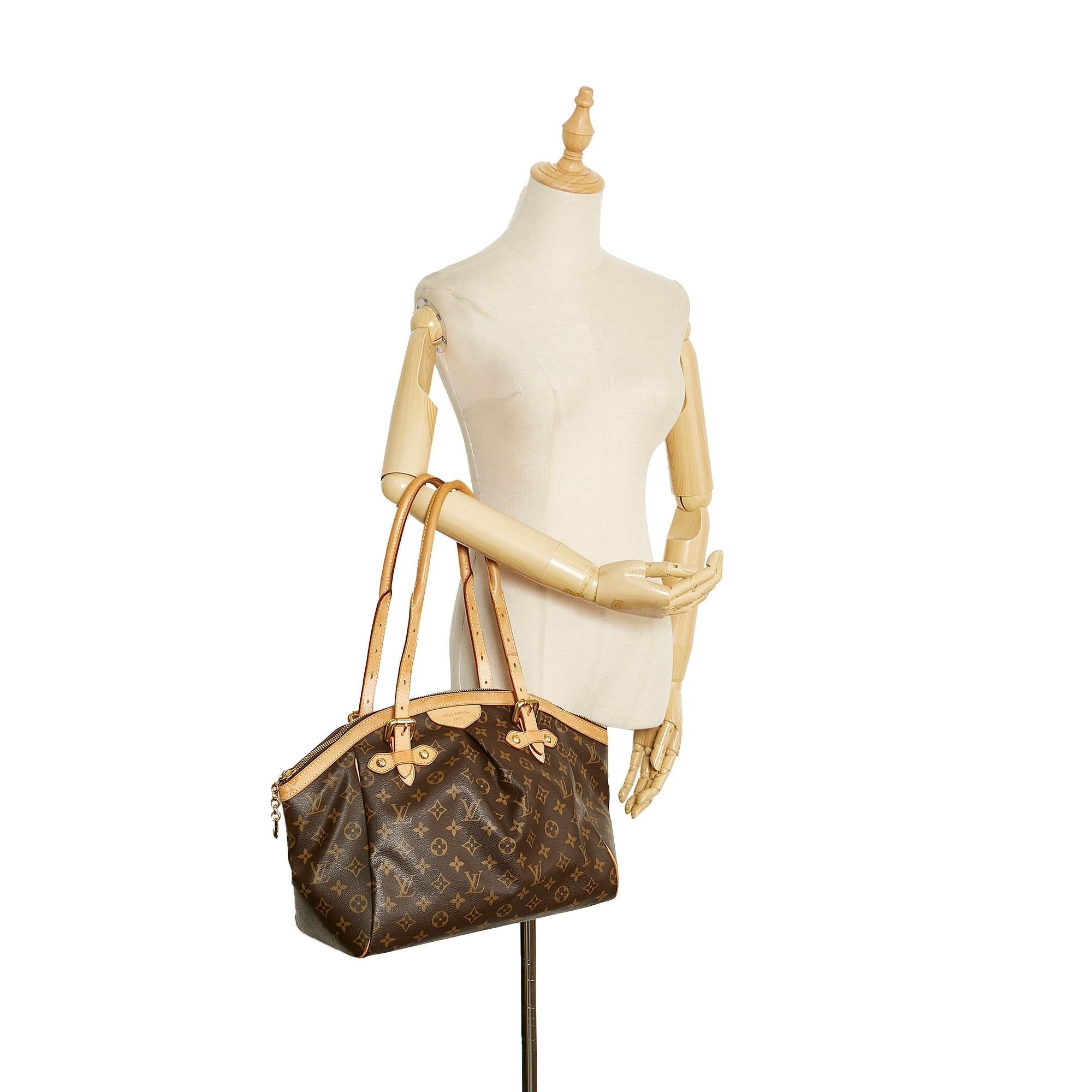 Louis Vuitton Monogram Tivoli GM (SHG-dQabtq)