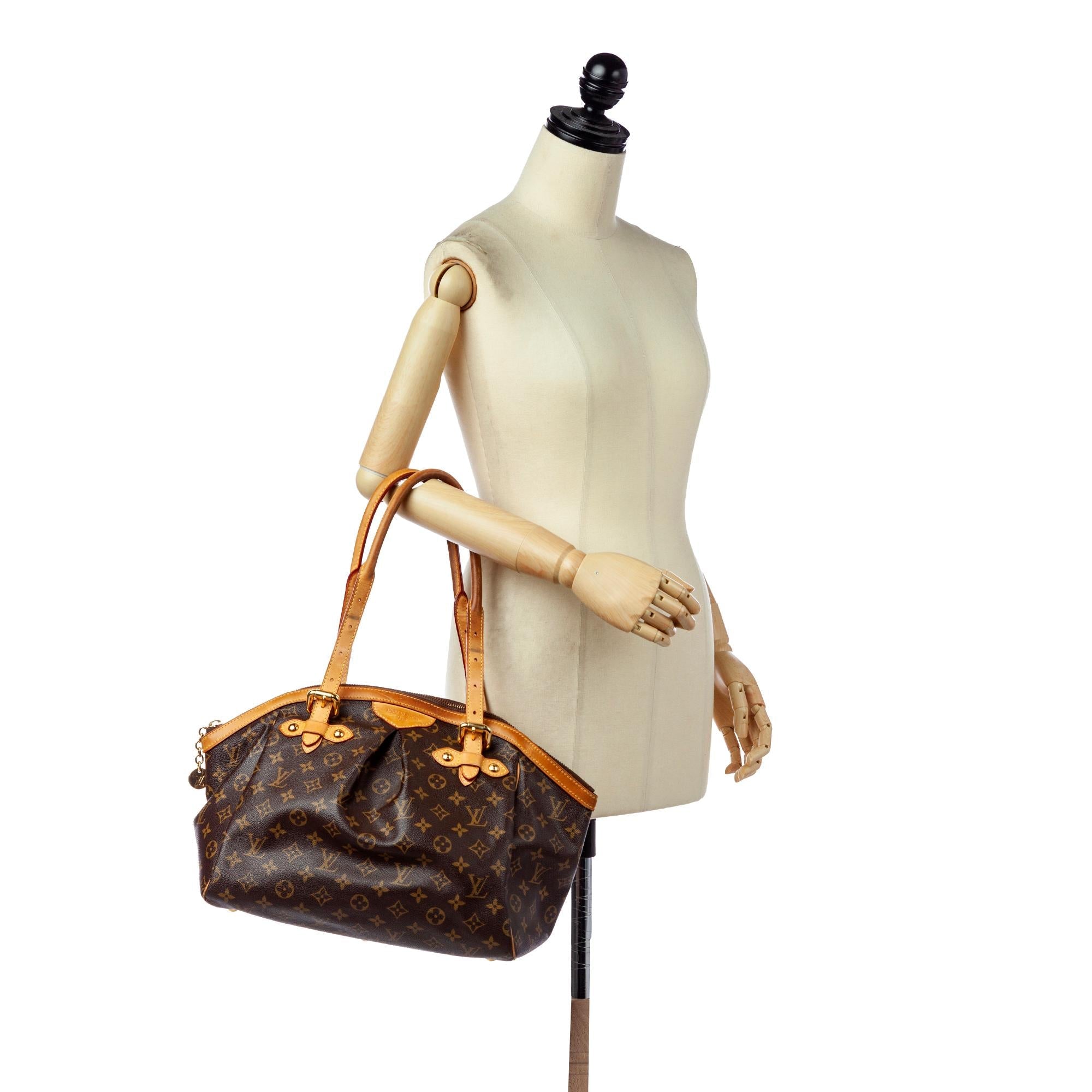 Louis Vuitton Monogram Tivoli GM (SHG-r6DMdc)