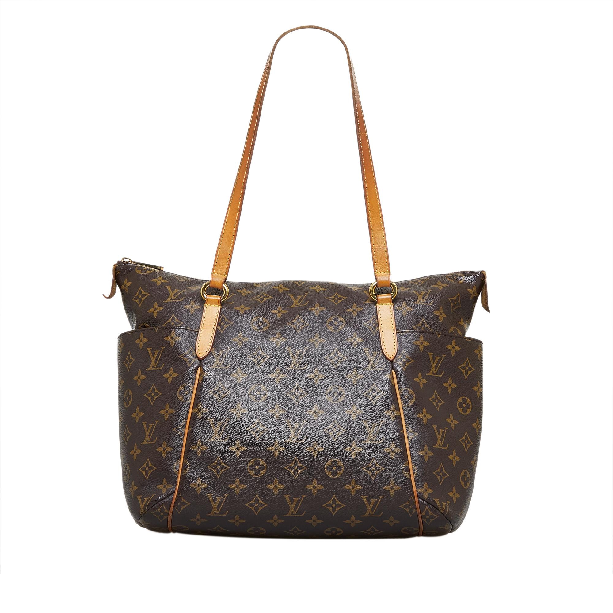 Louis Vuitton Monogram Totally MM (SHG-MNlbpQ)