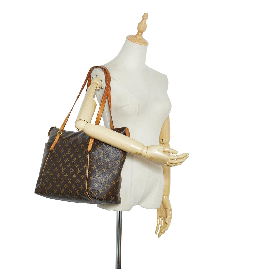 Louis Vuitton Monogram Totally MM (SHG-MNlbpQ)