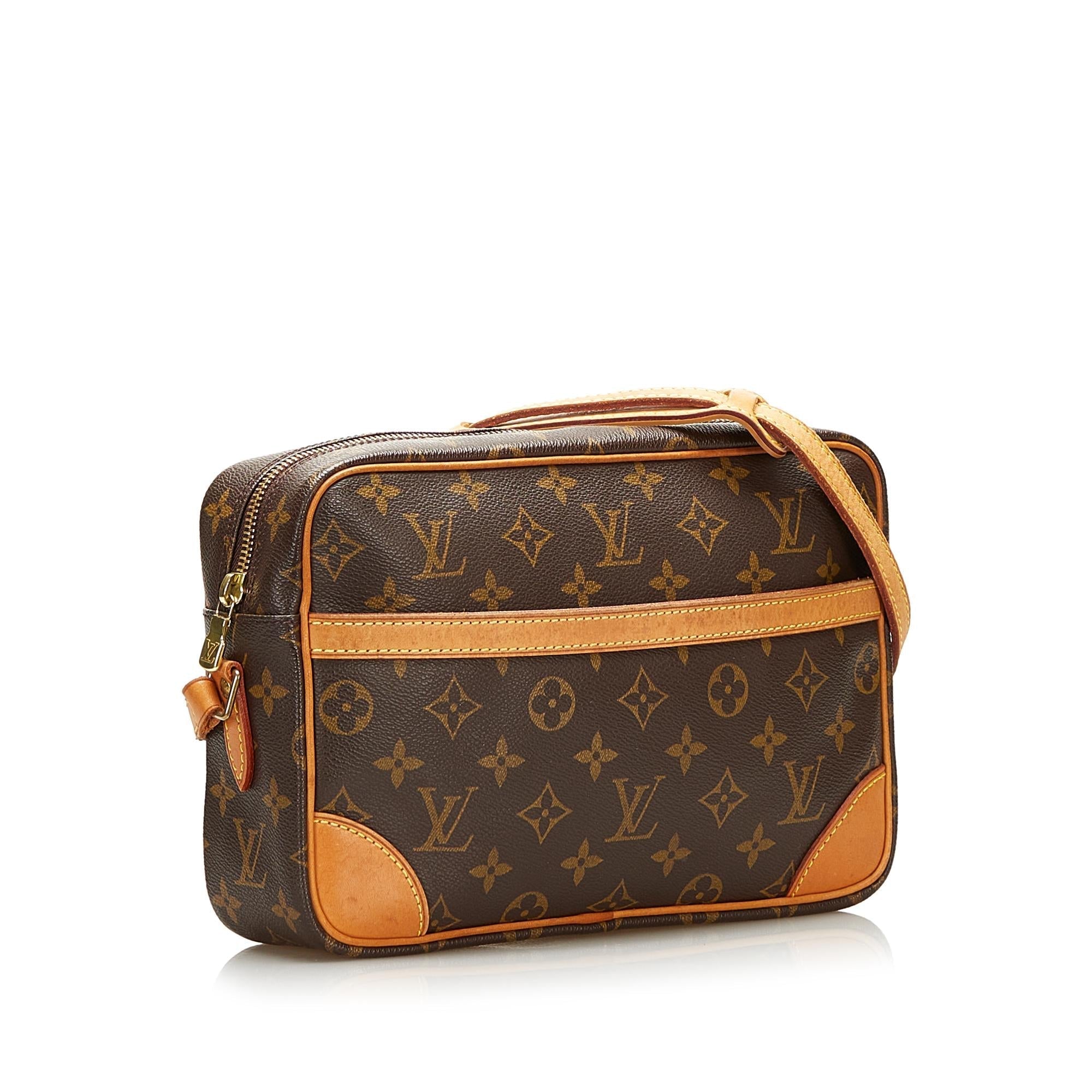 Louis Vuitton Monogram Trocadero 27 (SHG-35987)