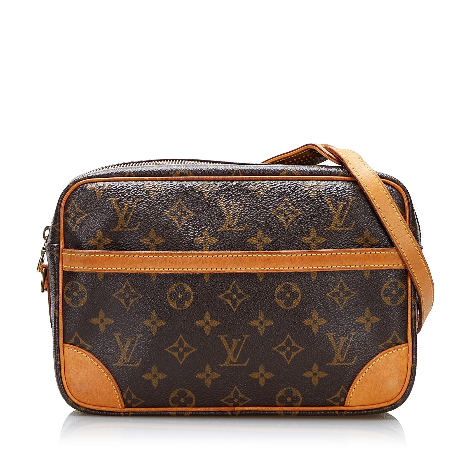 Louis Vuitton Monogram Trocadero 27 (SHG-BcdmuK)