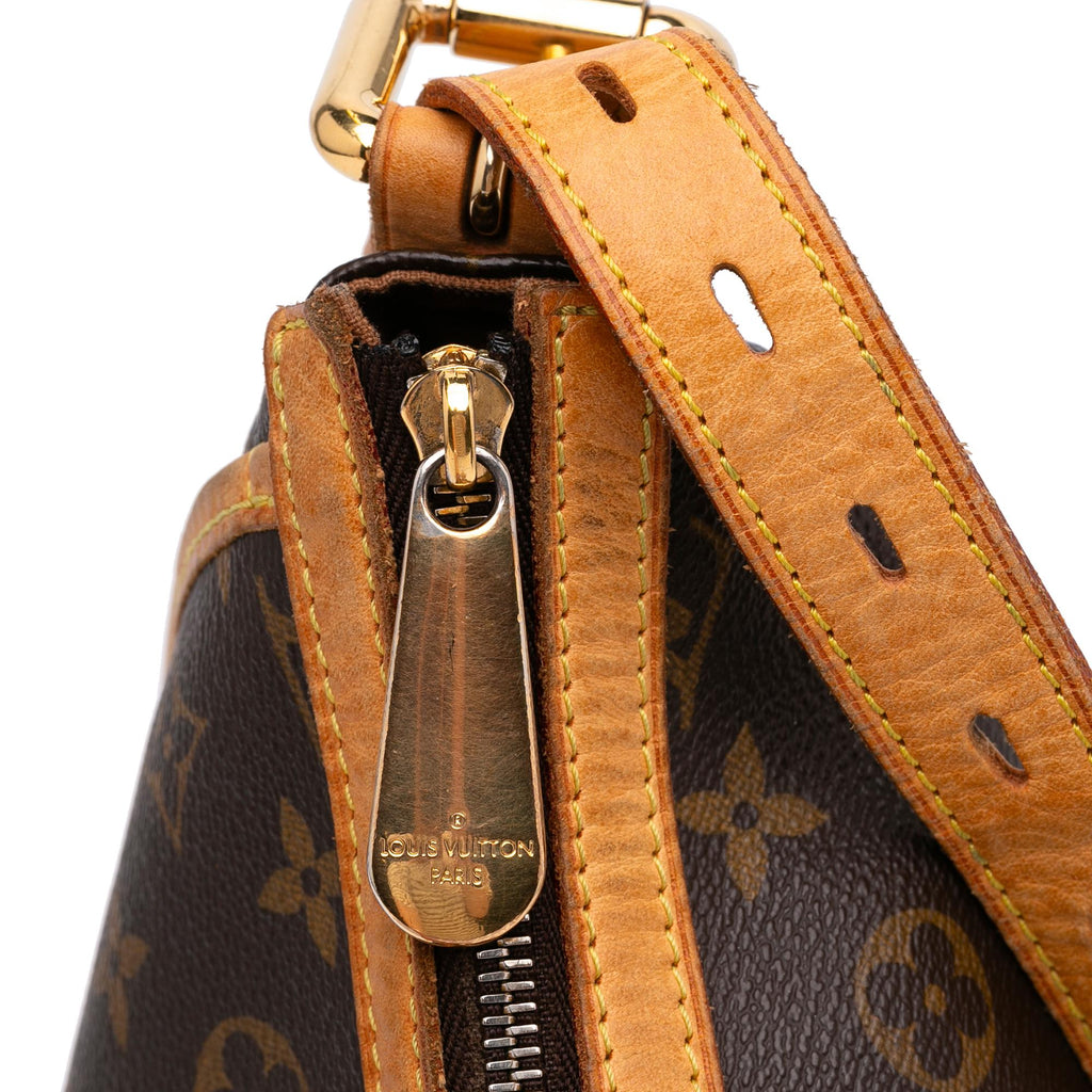 Louis Vuitton Monogram Tulum GM (SHG-OiL40M)
