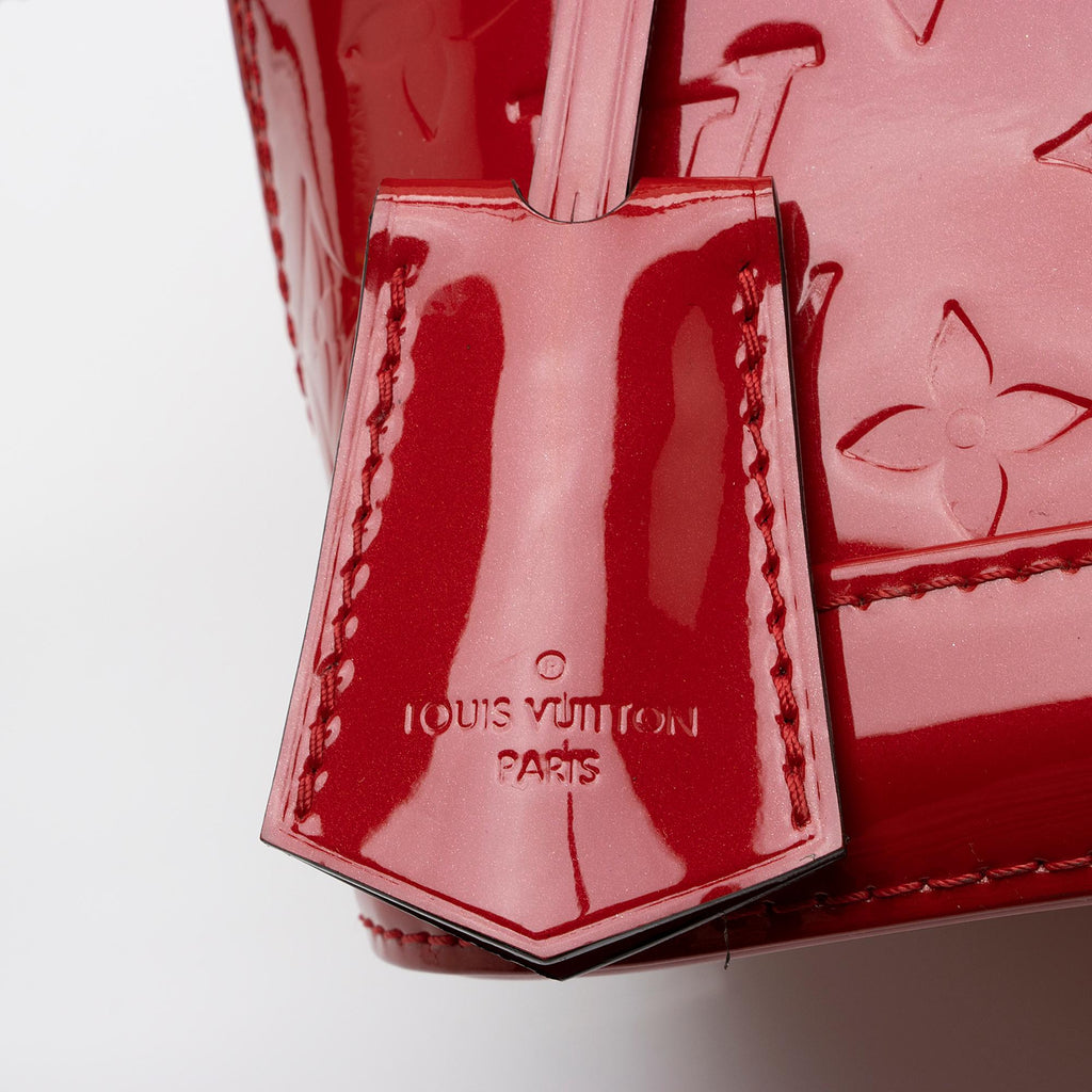 Louis Vuitton Monogram Vernis Alma BB Satchel (SHF-3tRcMZ)