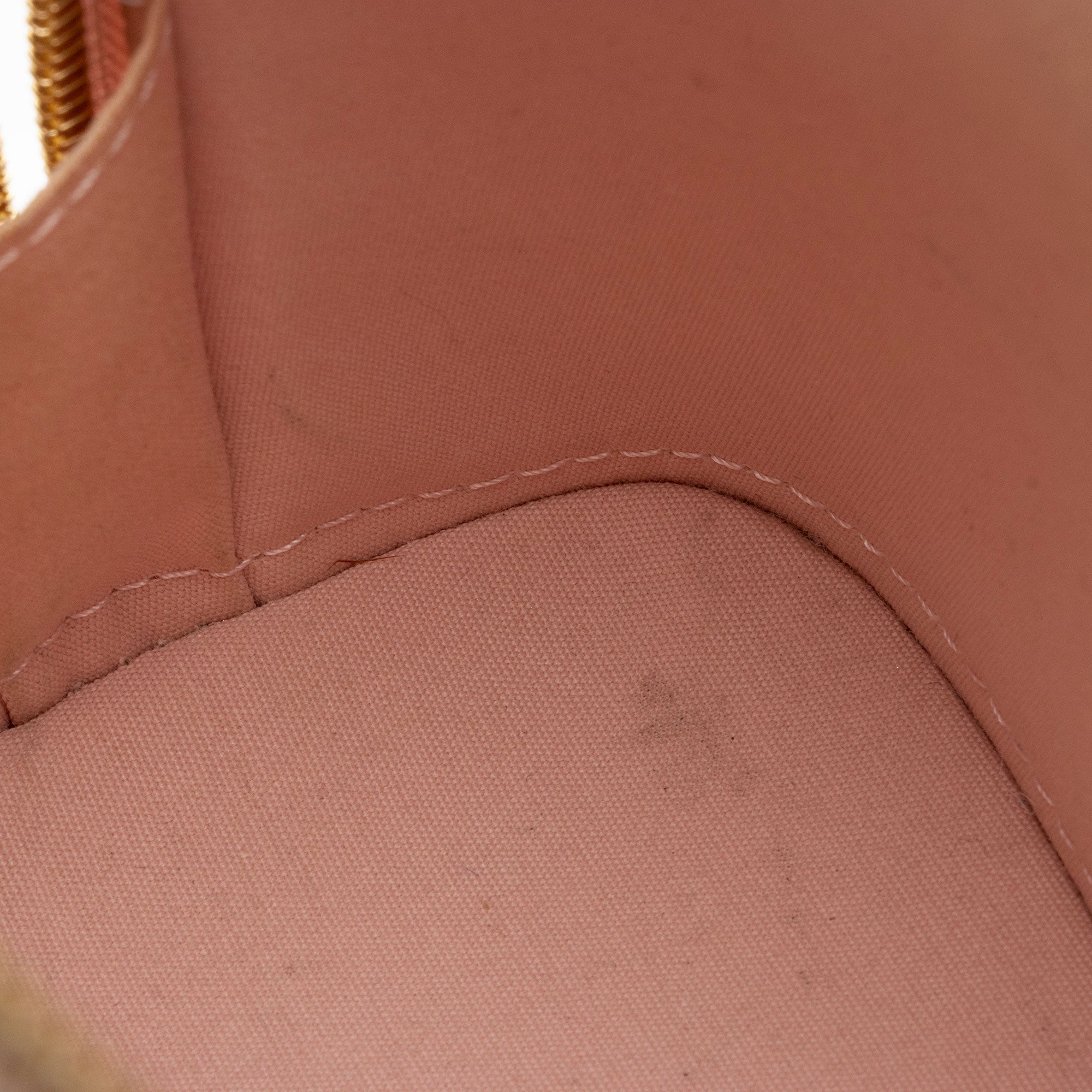 Louis Vuitton Monogram Vernis Alma BB Satchel (SHF-1Hki9h)