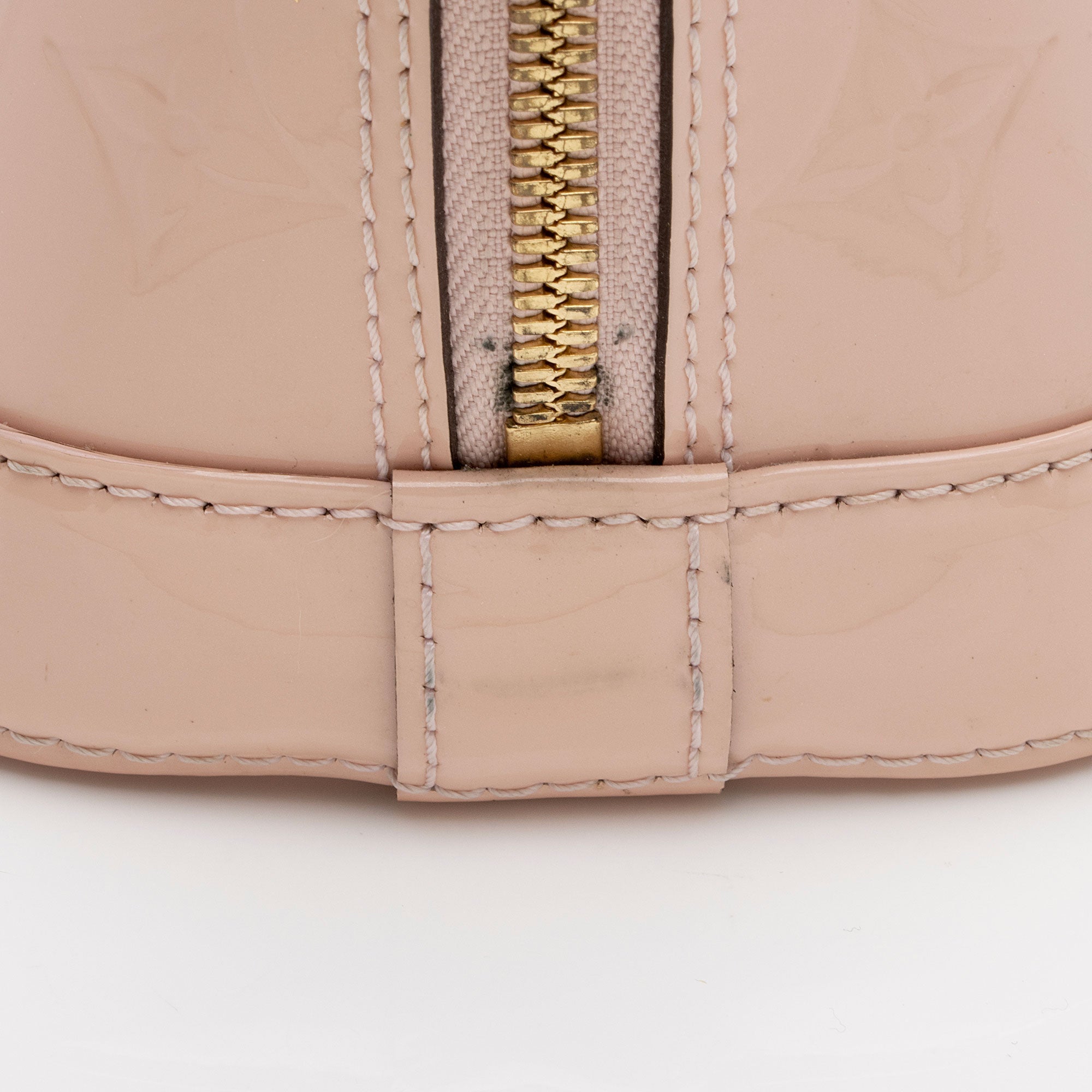 Louis Vuitton Monogram Vernis Alma BB Satchel (SHF-1Hki9h)