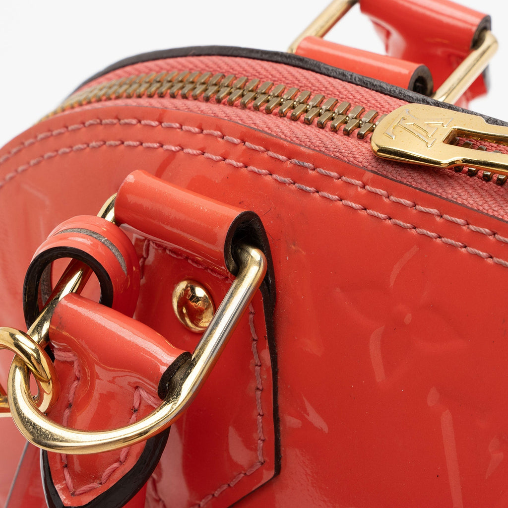 Louis Vuitton Monogram Vernis Alma BB Satchel (SHF-zmgCYX)