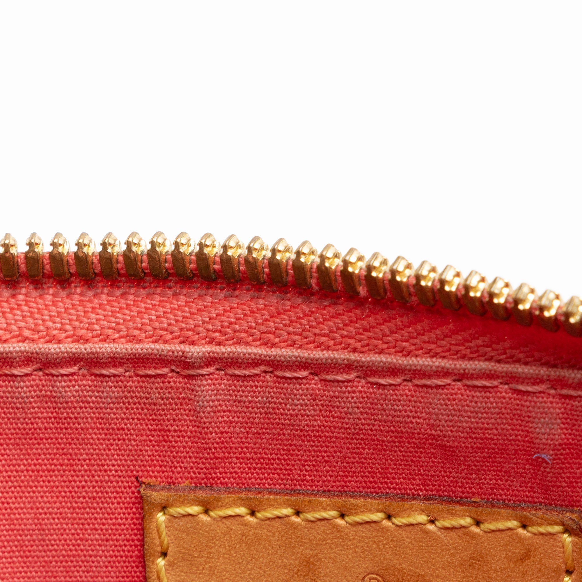 Louis Vuitton Monogram Vernis Alma BB Satchel (SHF-zmgCYX)