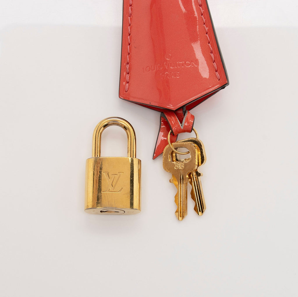 Louis Vuitton Monogram Vernis Alma BB Satchel (SHF-zmgCYX)