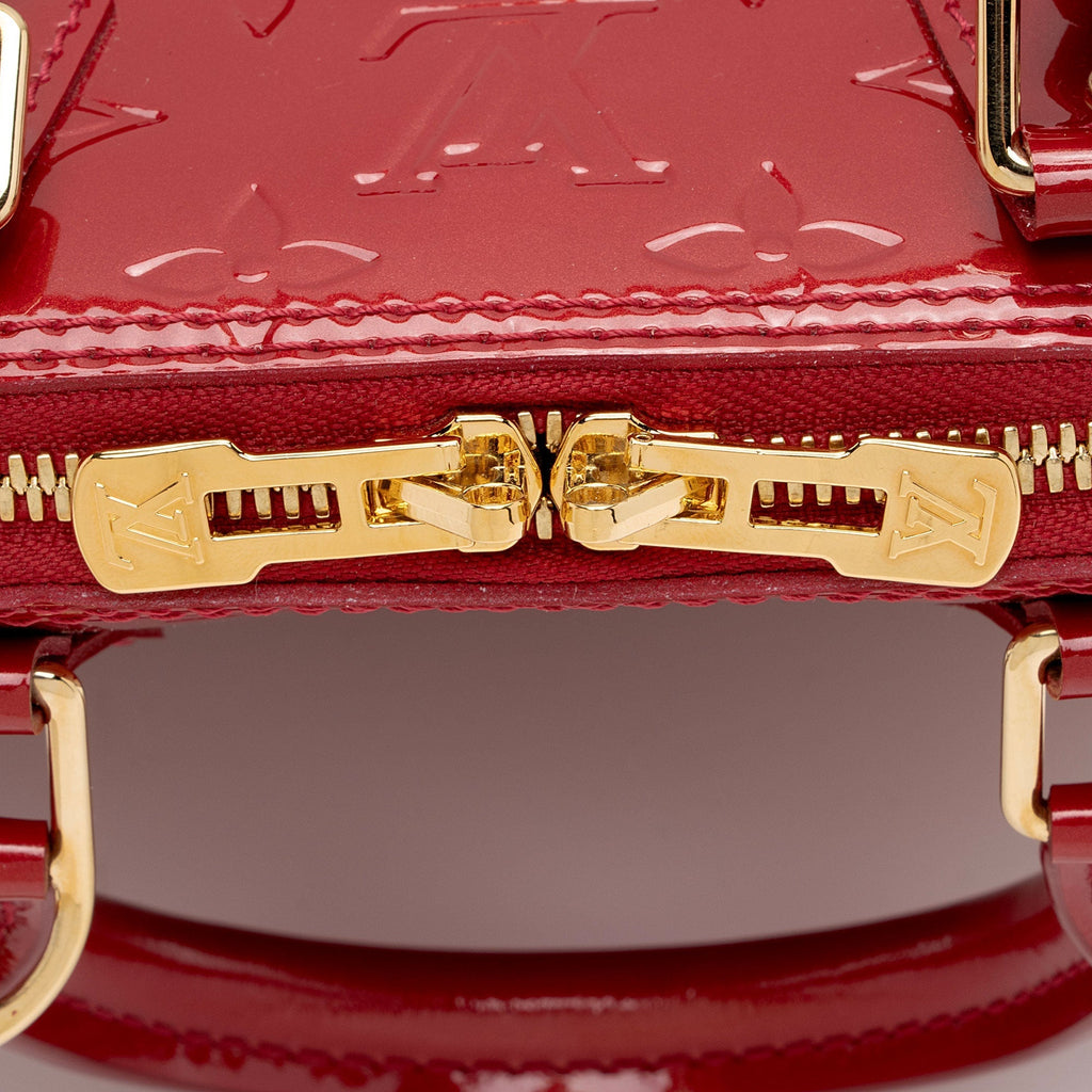 Louis Vuitton Monogram Vernis Alma BB Satchel (SHF-CV7nBZ)