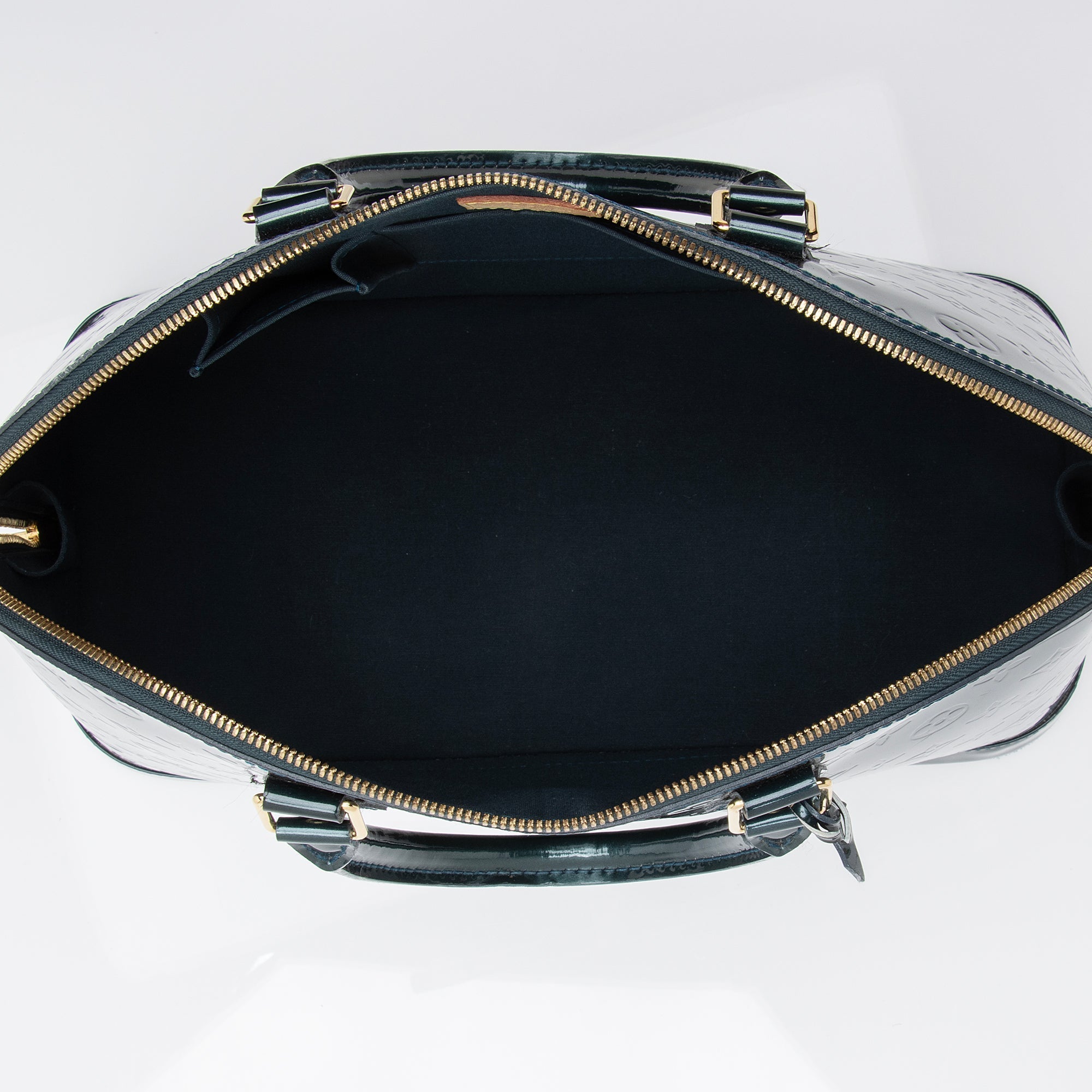 Louis Vuitton Monogram Vernis Alma GM Satchel (SHF-n4uWmK)