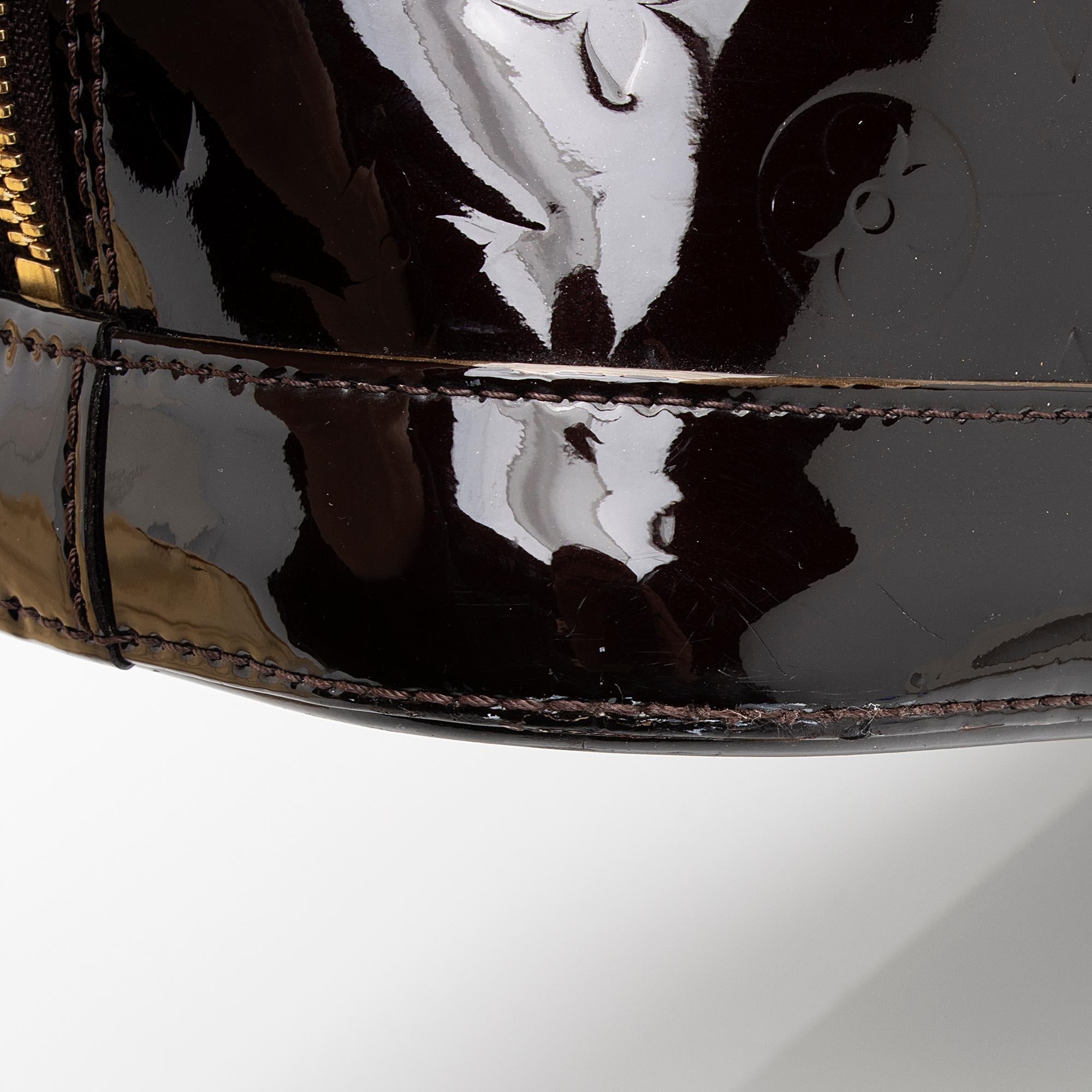 Louis Vuitton Monogram Vernis Alma PM Satchel (SHF-RKBVys)