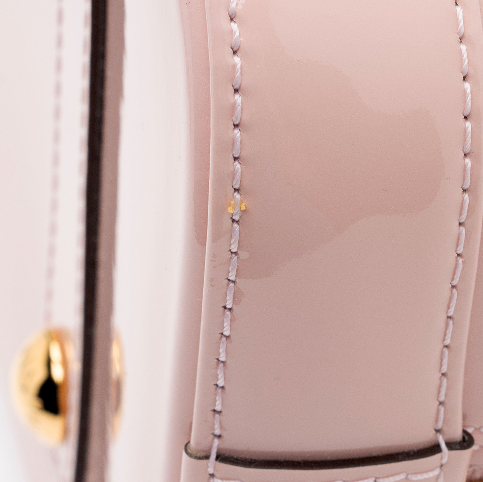Louis Vuitton Monogram Vernis Alma PM Satchel (SHF-D9F4mc)
