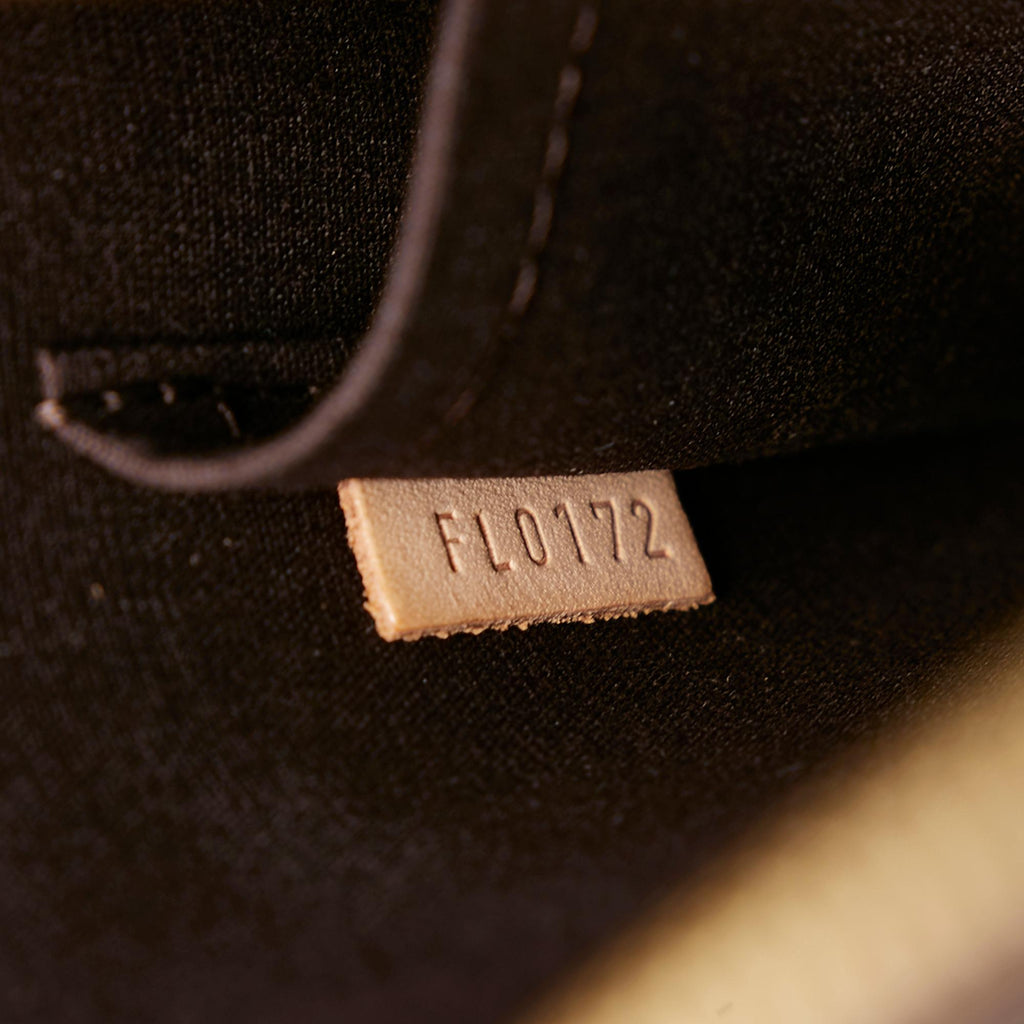 Louis Vuitton Monogram Vernis Alma PM (SHG-zIoAjG)