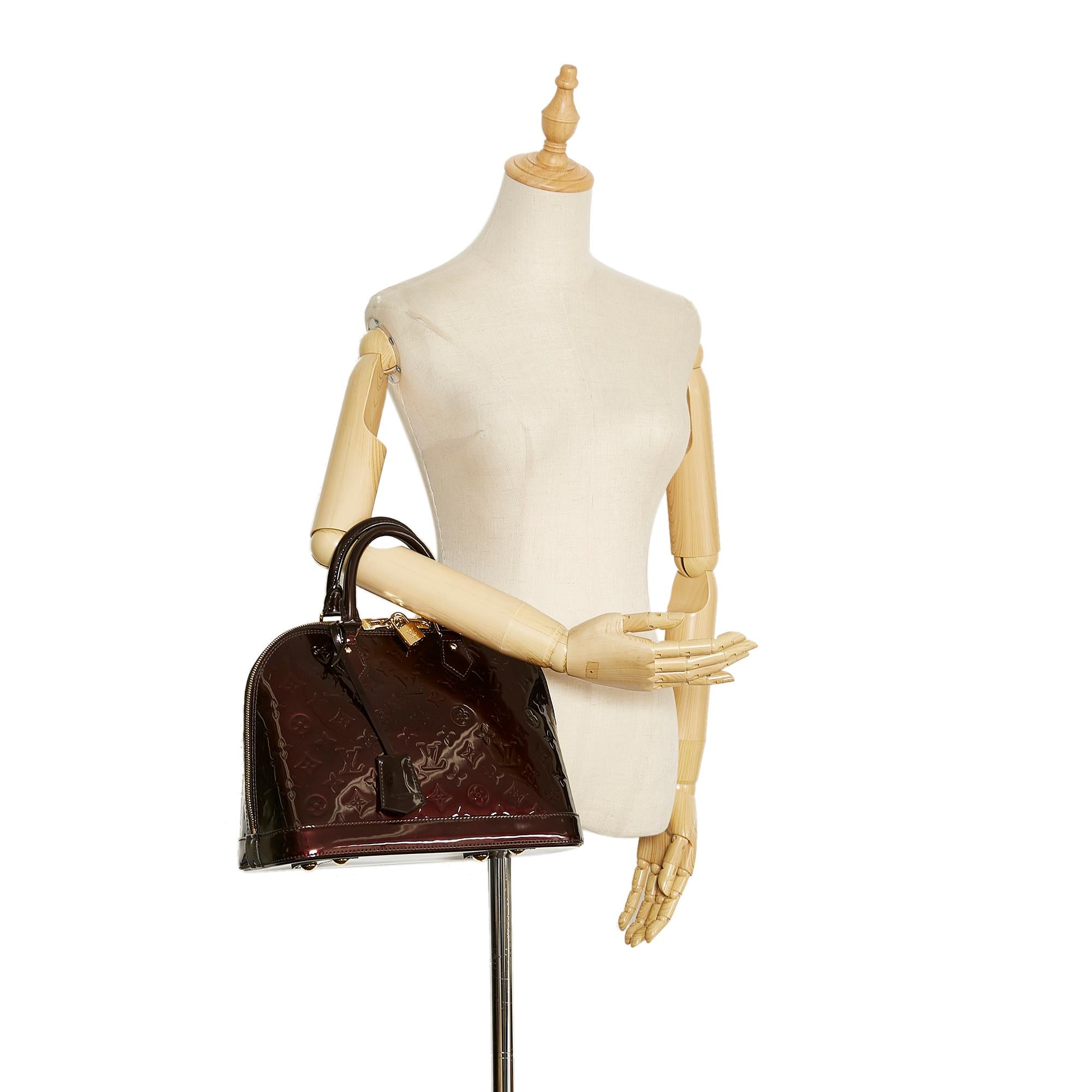 Louis Vuitton Monogram Vernis Alma PM (SHG-zIoAjG)