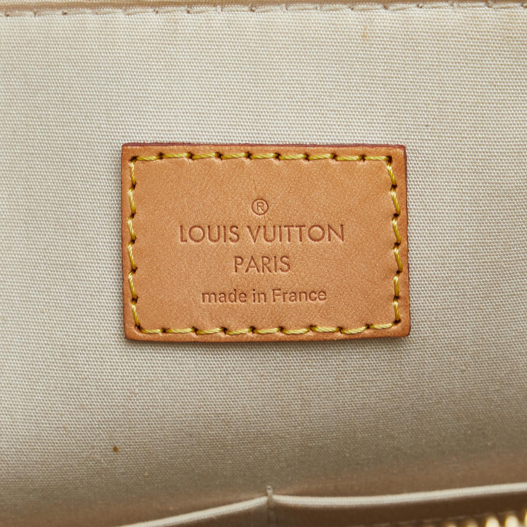 Louis Vuitton Monogram Vernis Alma PM (SHG-6v1uom)