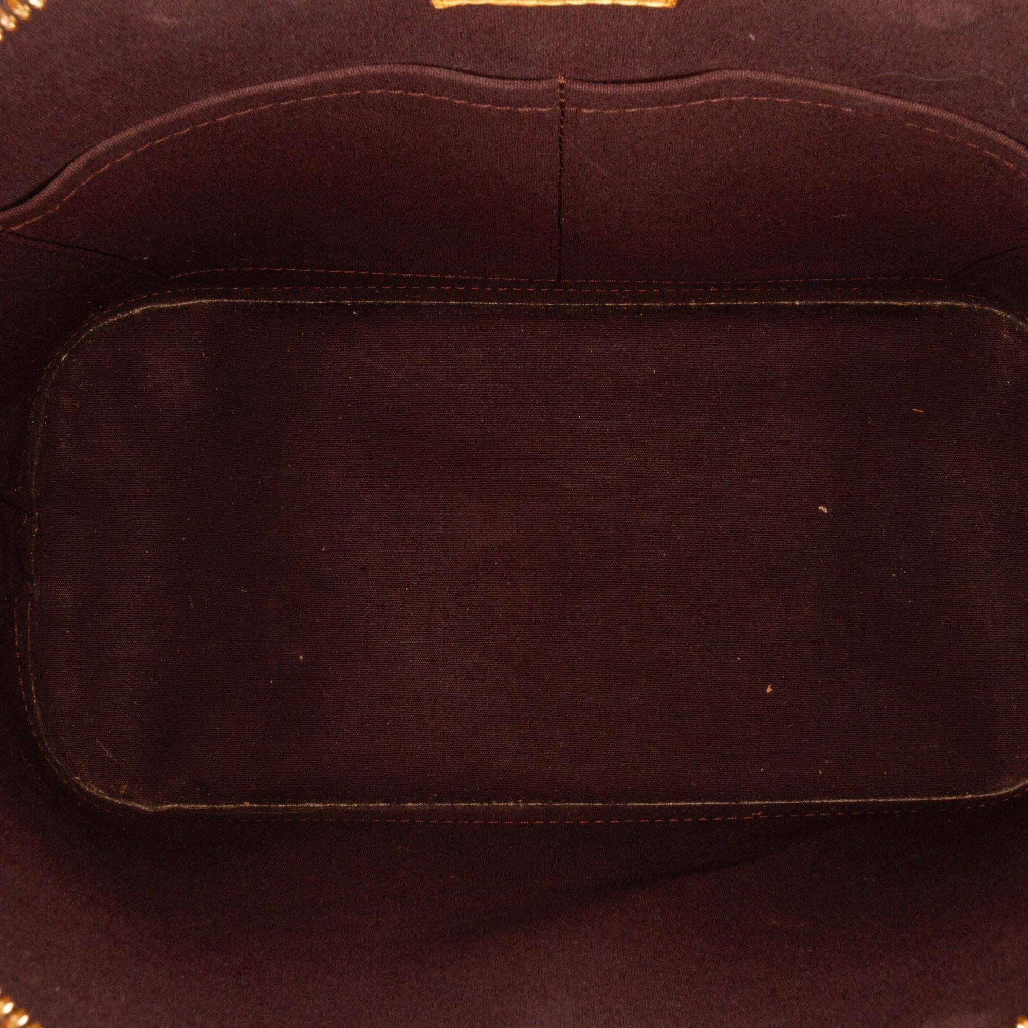 Louis Vuitton Monogram Vernis Alma PM (SHG-jyXKYF)