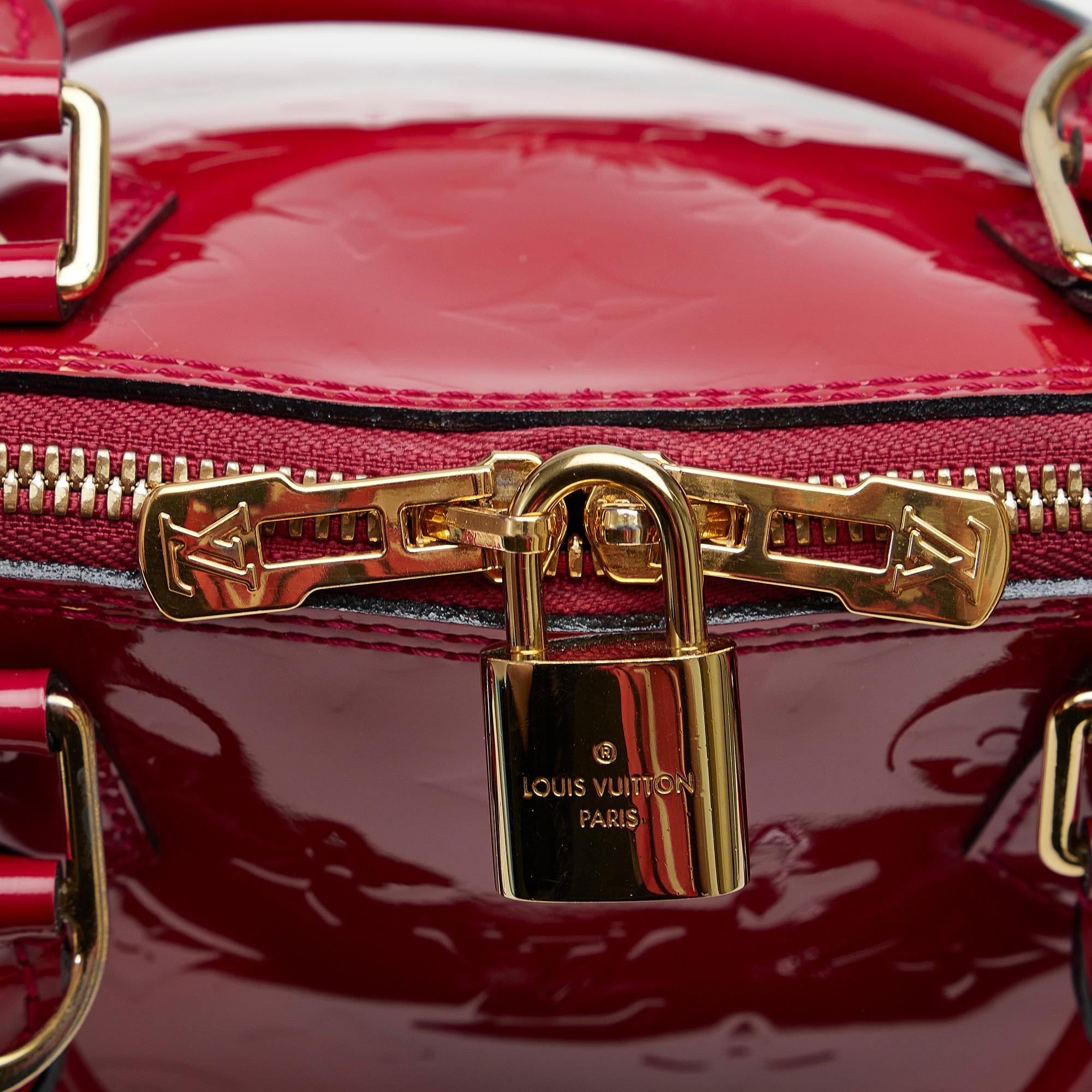 Louis Vuitton Monogram Vernis Alma PM (SHG-cEWXqM)