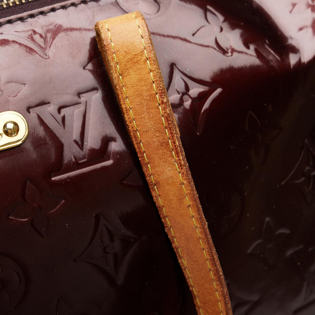 Louis Vuitton Monogram Vernis Bellevue GM (SHG-x1Lpb9)