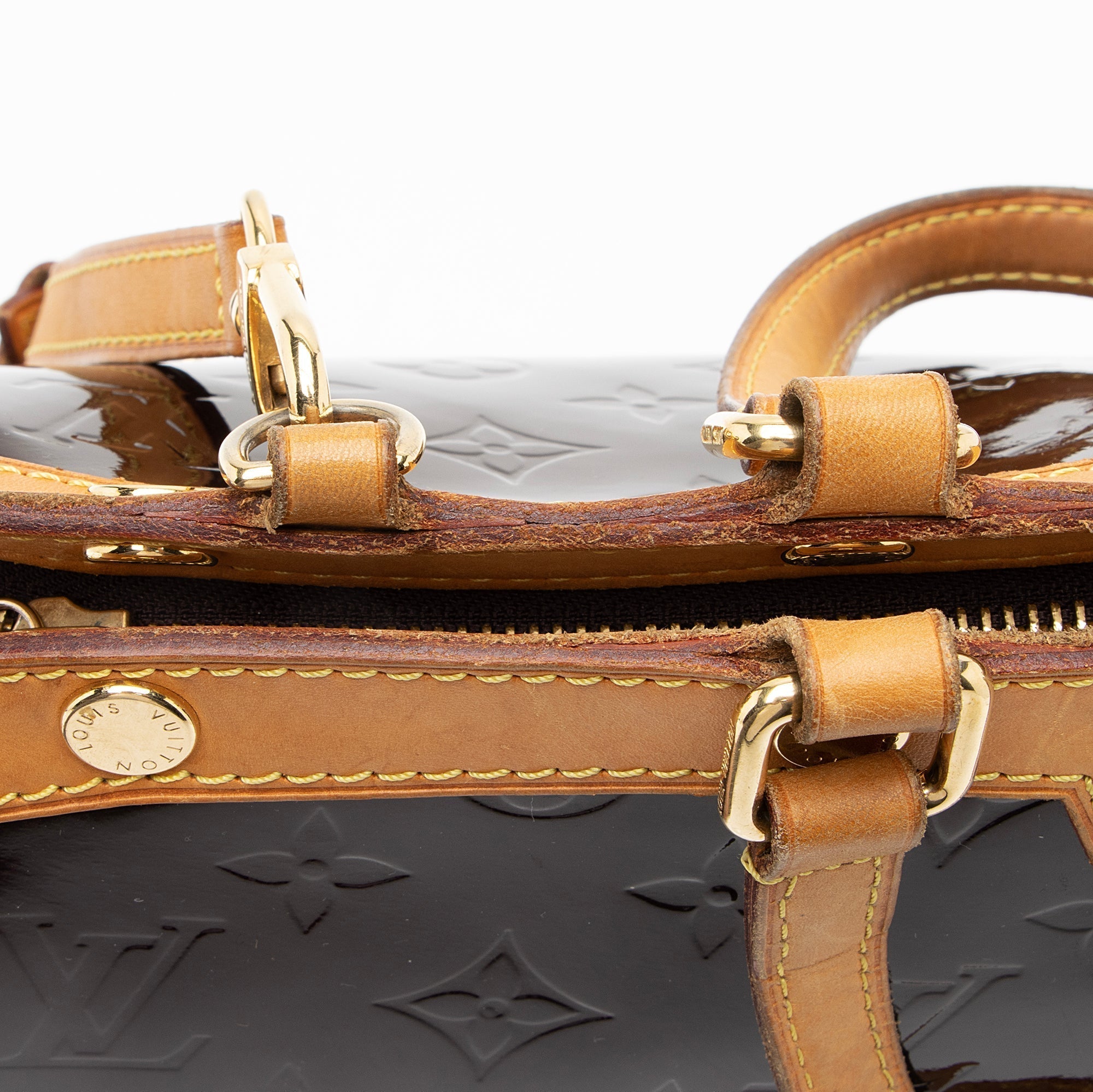 Louis Vuitton Monogram Vernis Brea MM Satchel (SHF-23289)