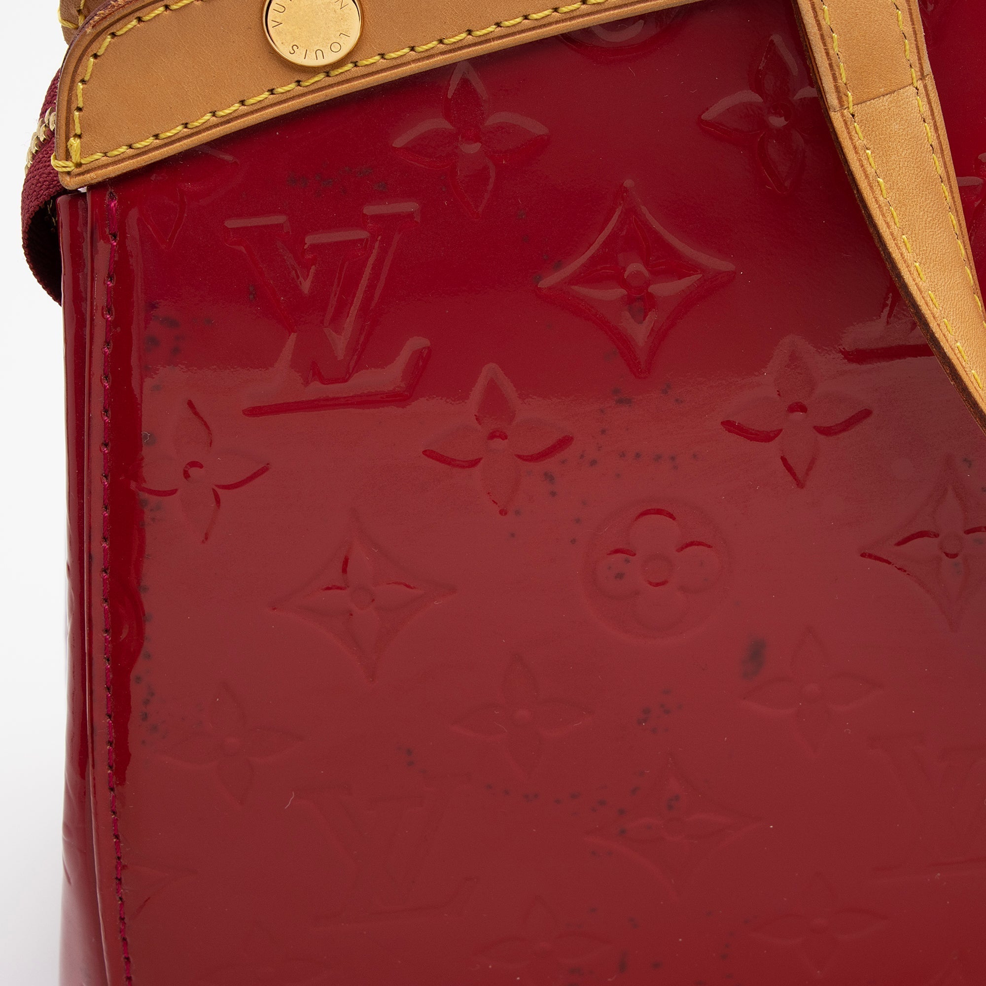 Louis Vuitton Monogram Vernis Brea MM Satchel (SHF-Lt8EA3)