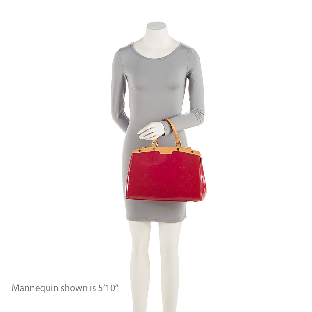 Louis Vuitton Monogram Vernis Brea MM Satchel (SHF-Lt8EA3)