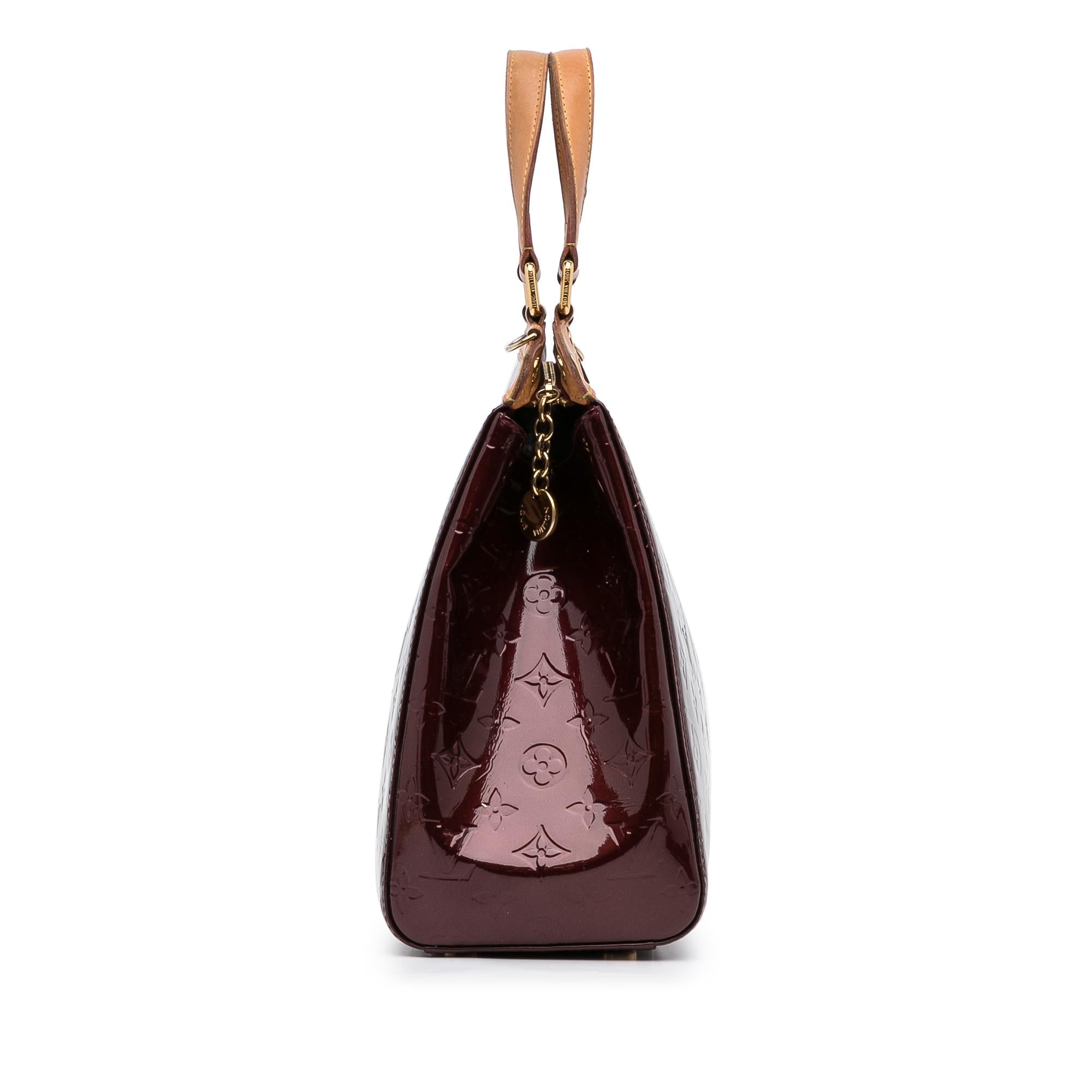 Louis Vuitton Monogram Vernis Brea MM (SHG-NfxnbQ)