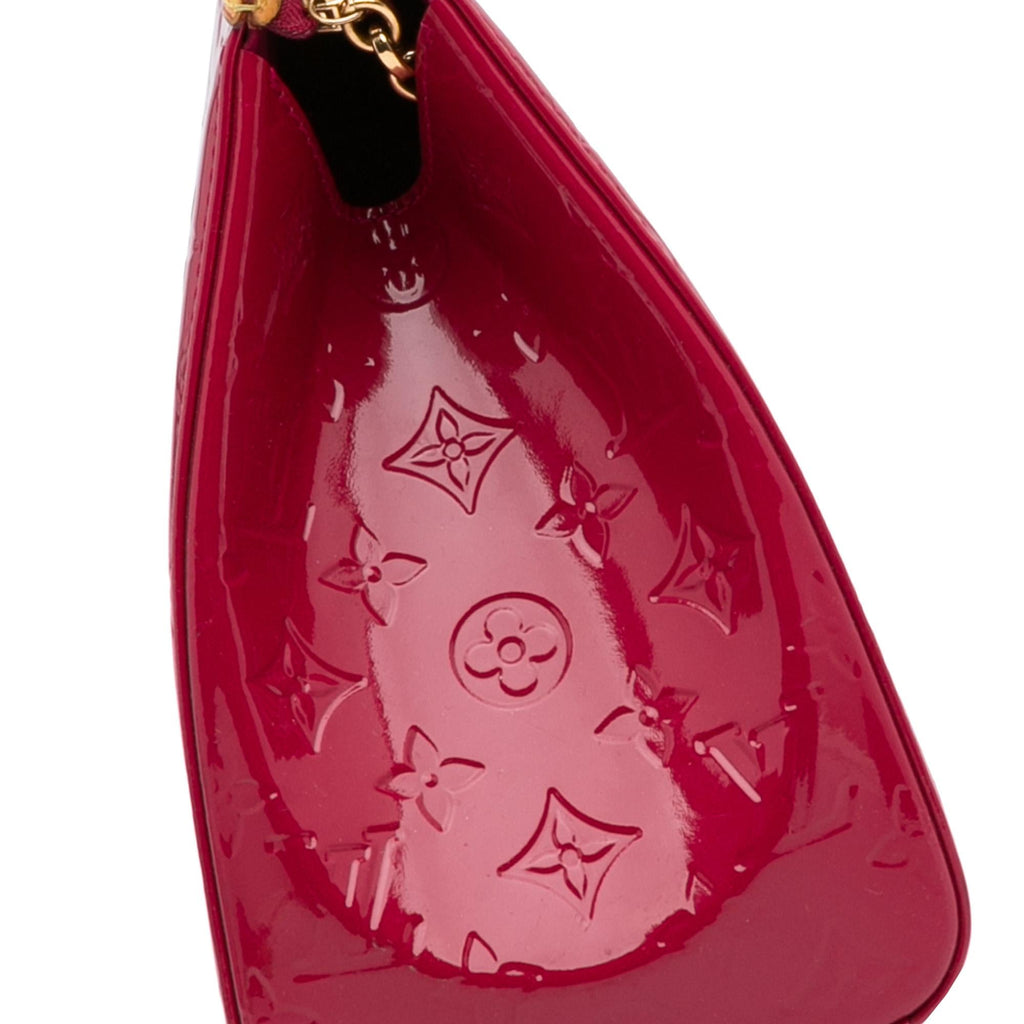 Louis Vuitton Monogram Vernis Brea MM (SHG-wdYIfH)