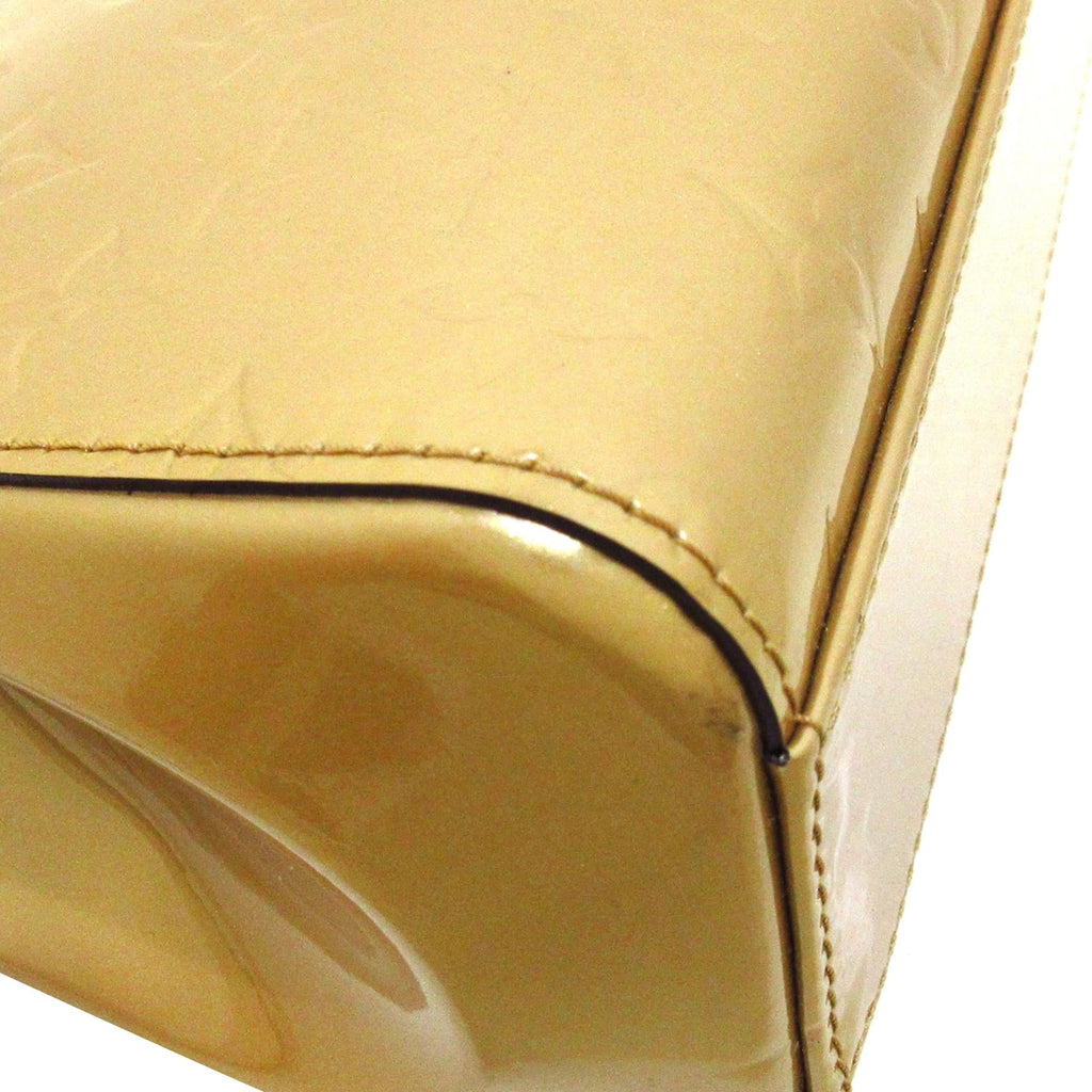 Louis Vuitton Monogram Vernis Brea PM (SHG-35698)