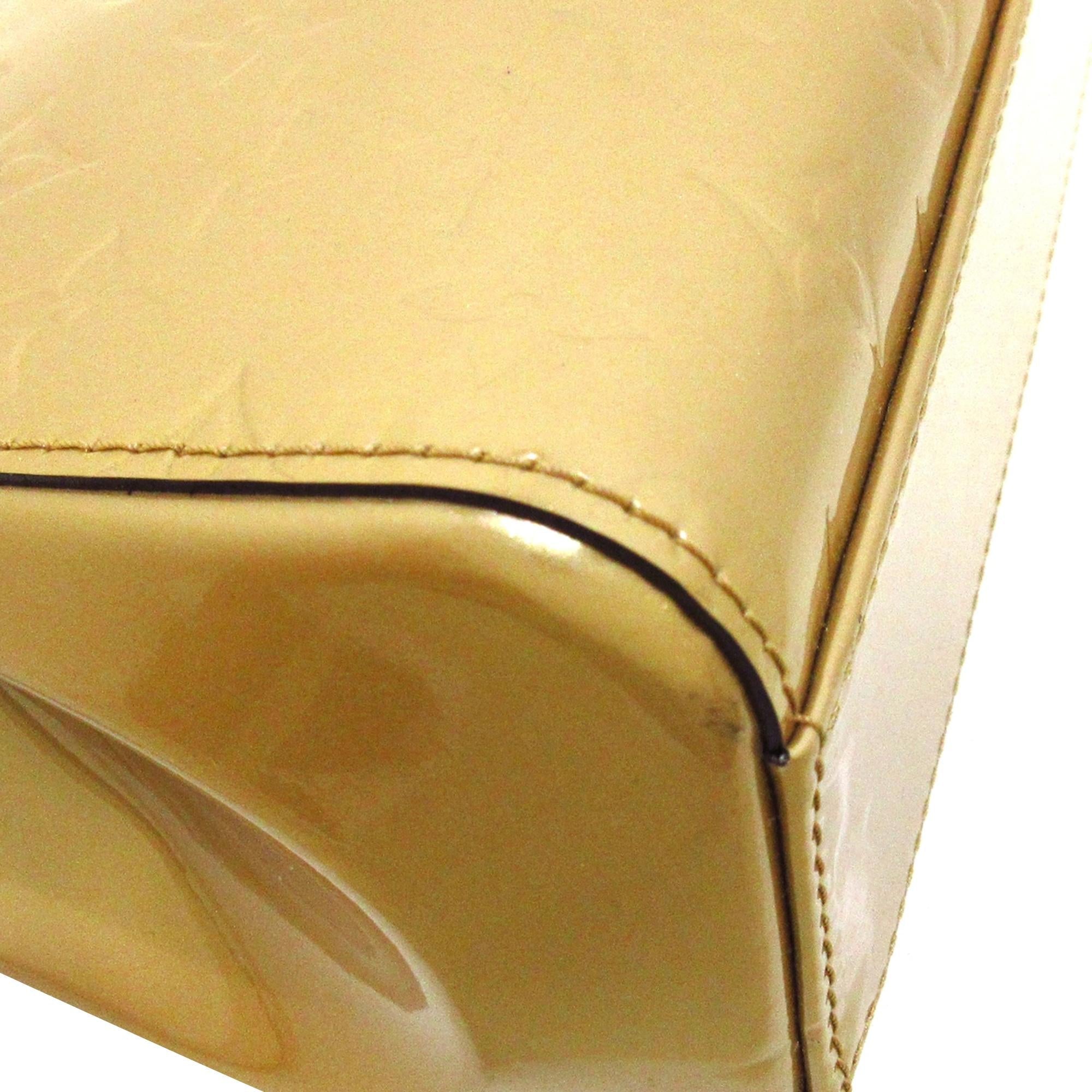 Louis Vuitton Monogram Vernis Brea PM (SHG-35698)
