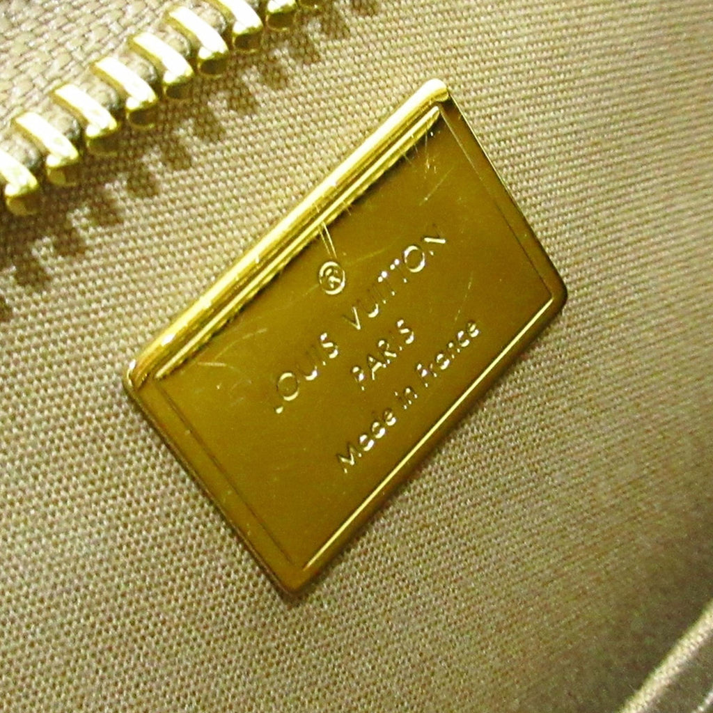 Louis Vuitton Monogram Vernis Brea PM (SHG-35698)