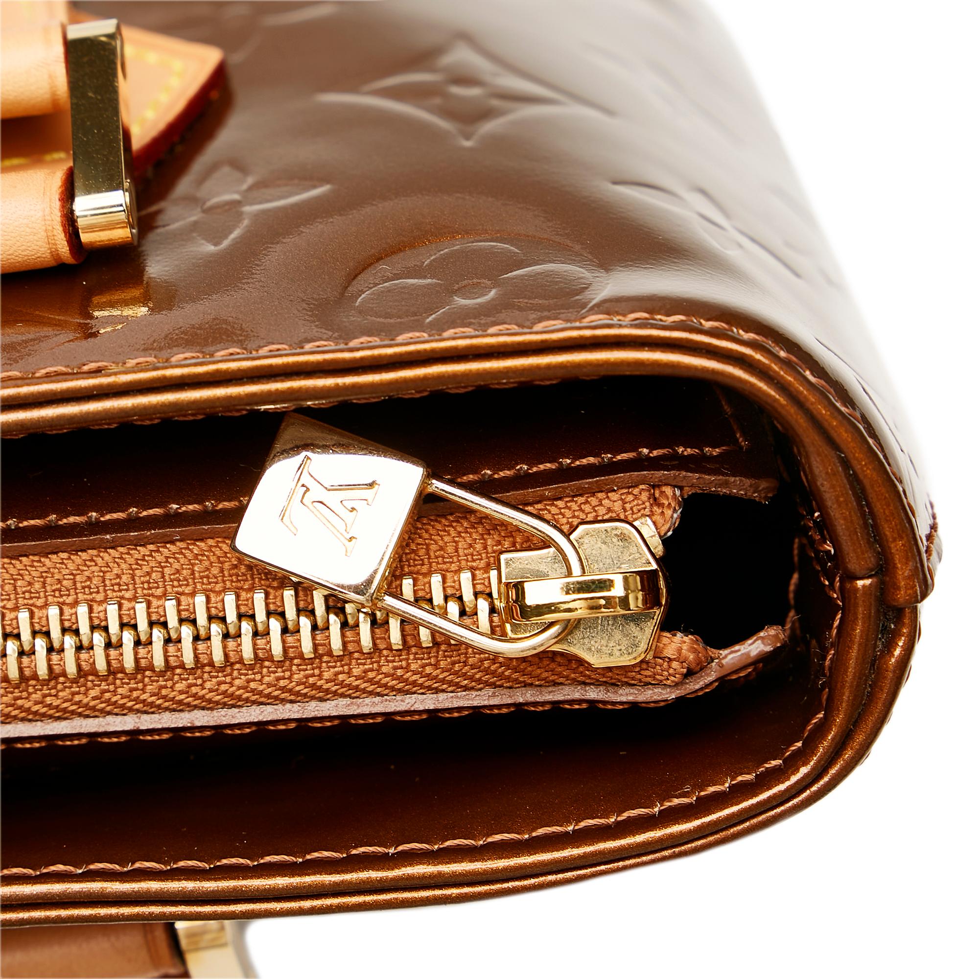 Louis Vuitton Monogram Vernis Houston (SHG-34566)