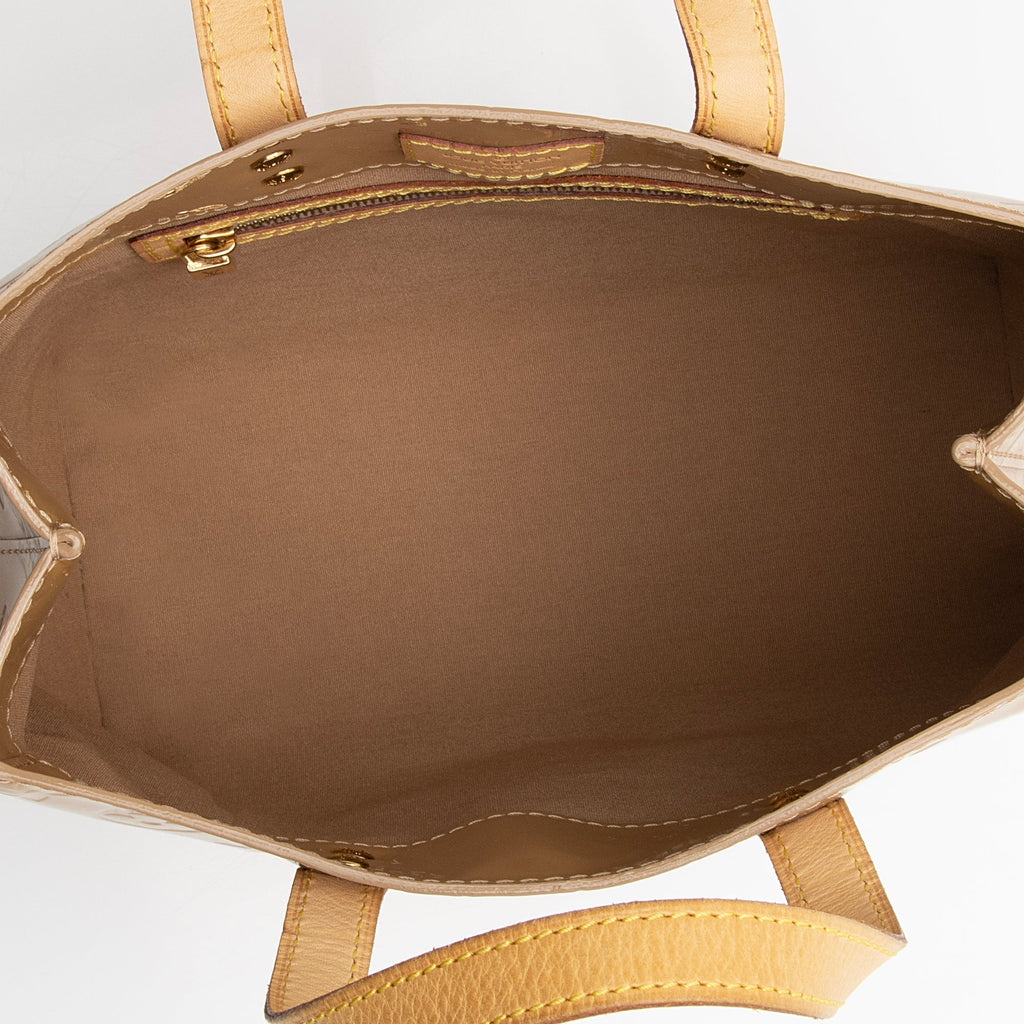 Louis Vuitton Monogram Vernis Reade PM Tote (SHF-22395)