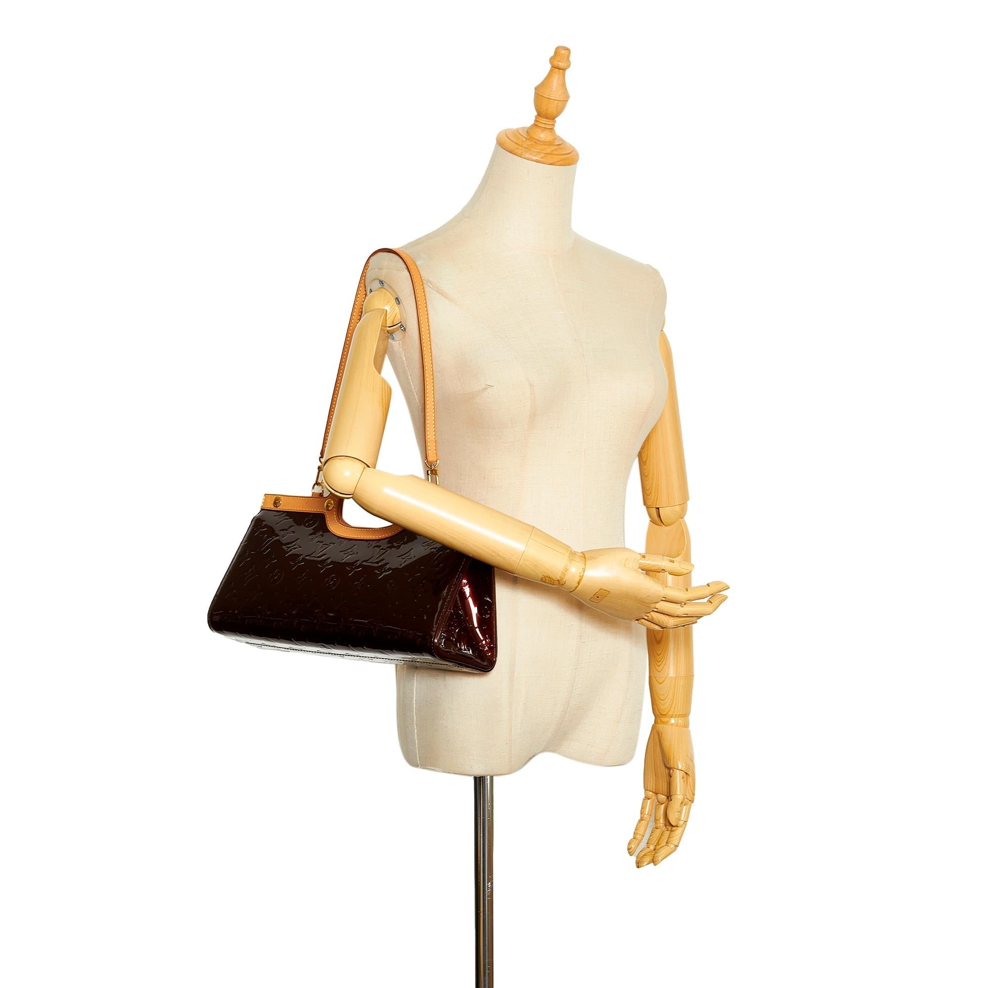 Louis Vuitton Monogram Vernis Roxbury Drive (SHG-1CUblJ)